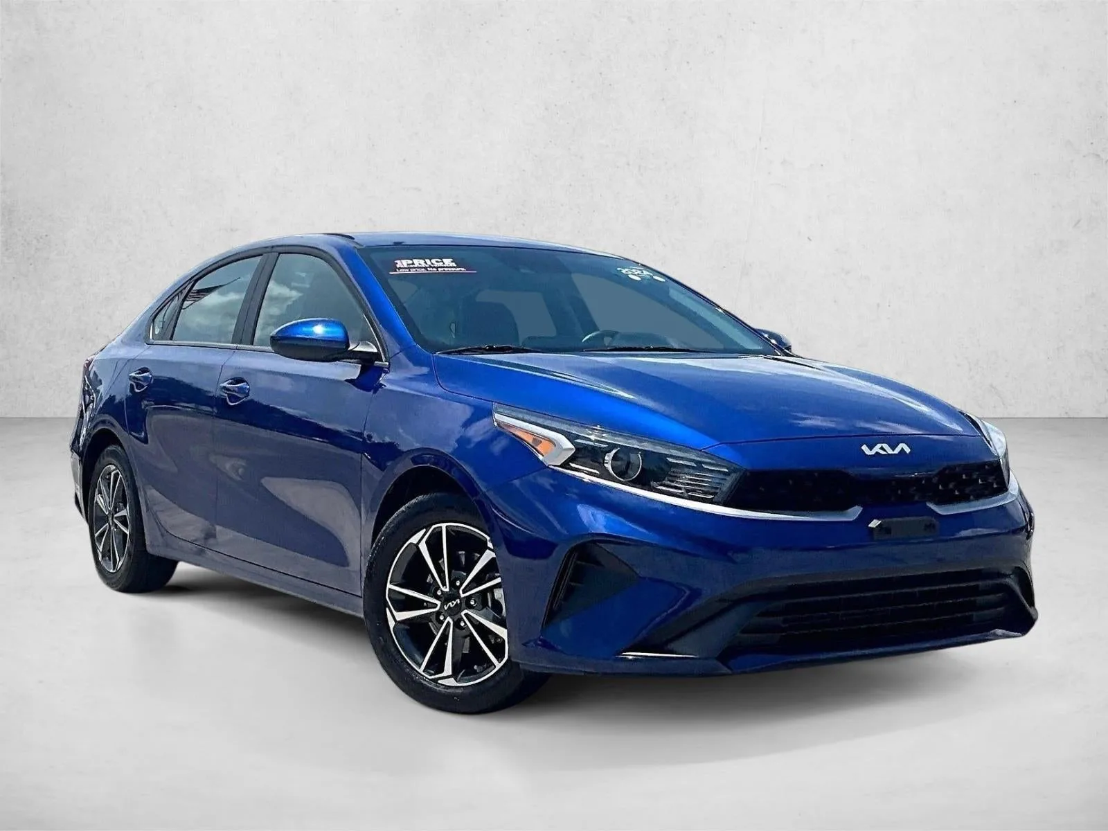 2024 Kia Forte LXS photo 12