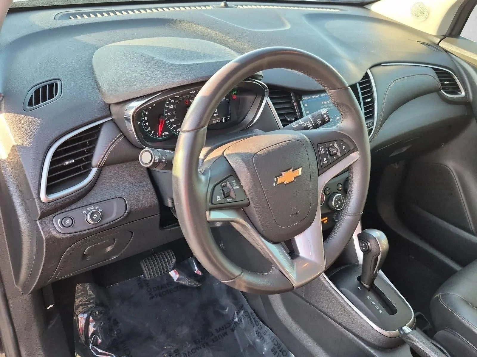 2021 Chevrolet Trax LT photo 10