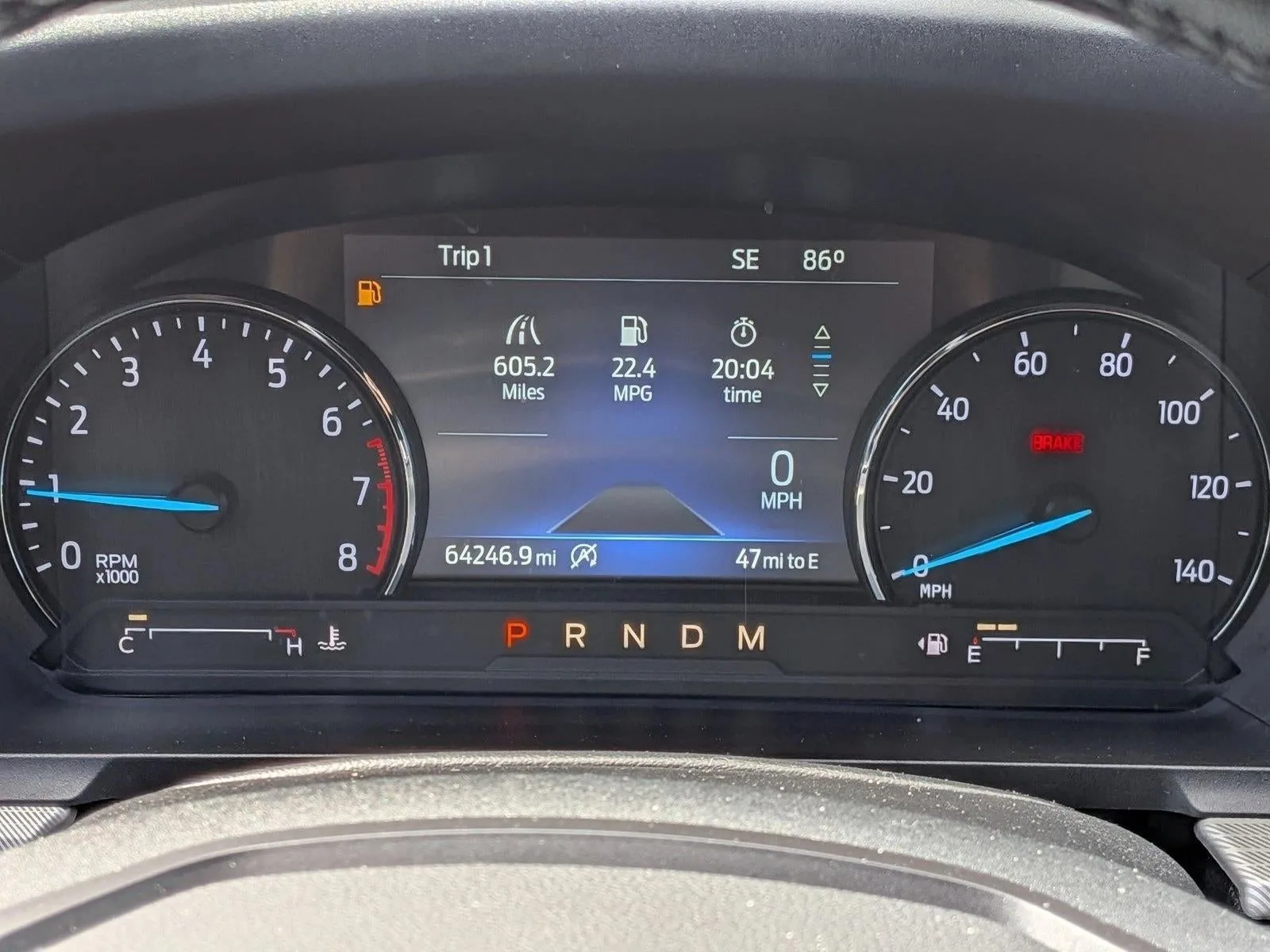 2020 Ford Explorer XLT RWD photo 12