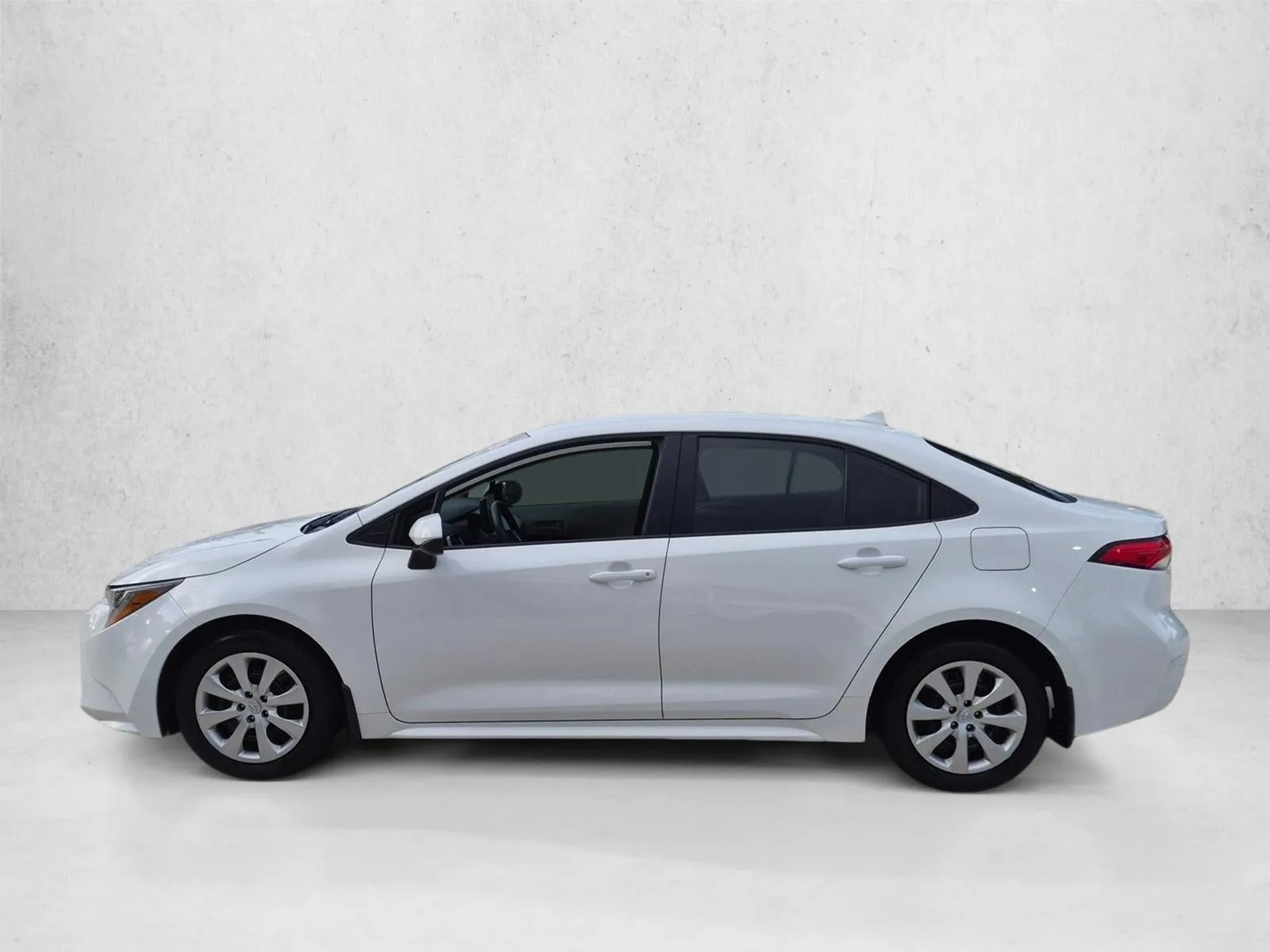2026 Toyota Corolla LE CVT (Natl) photo 8