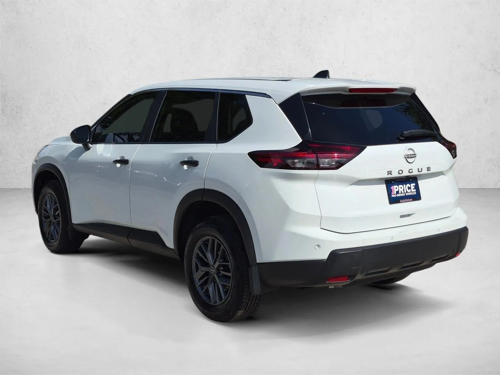 2025 Nissan Rogue FWD S photo 8