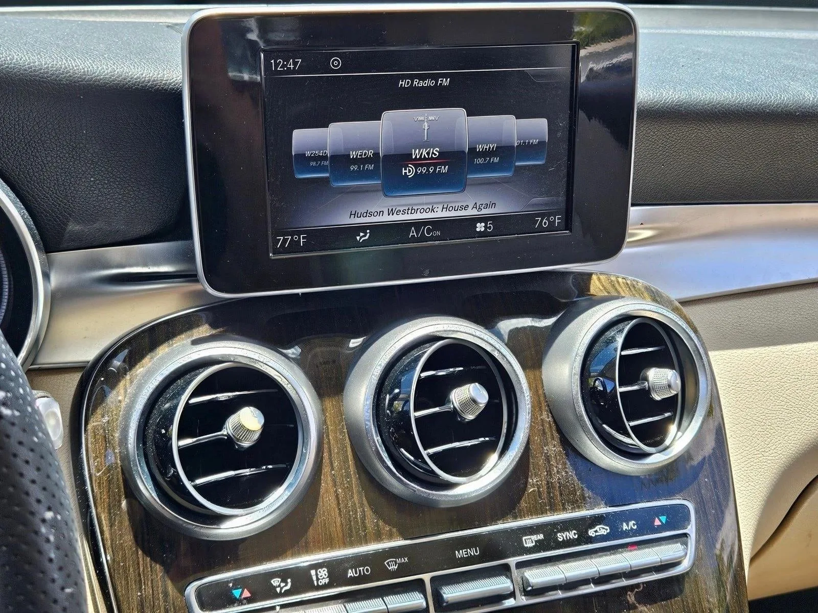 2019 Mercedes-Benz GLC GLC 300 SUV photo 11