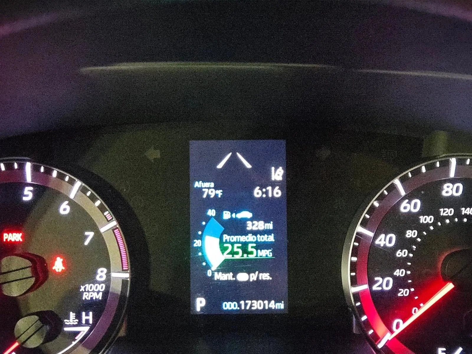 2021 Toyota Highlander L FWD (Natl) photo 10