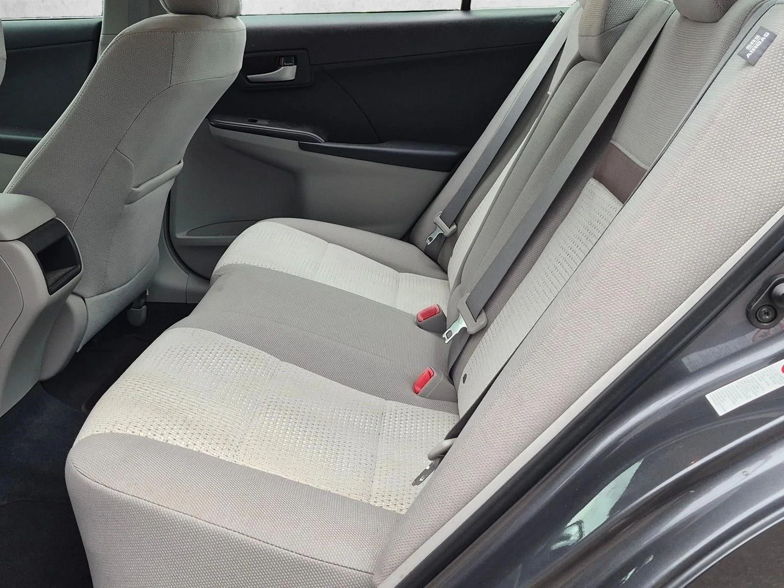2012 Toyota Camry 4dr Sdn I4 Auto LE (Natl) photo 10