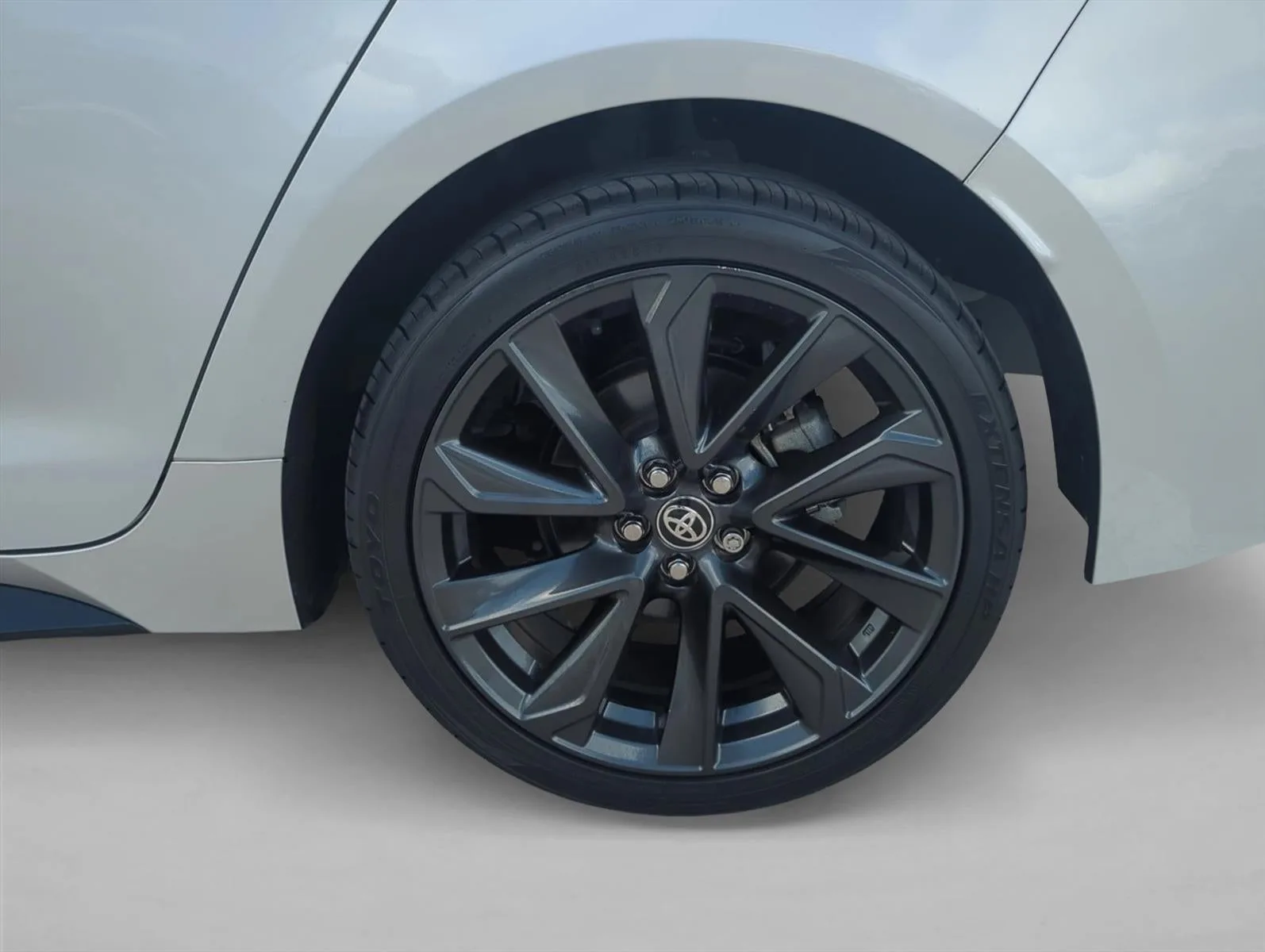 2024 Toyota Corolla SE CVT (Natl) photo 9