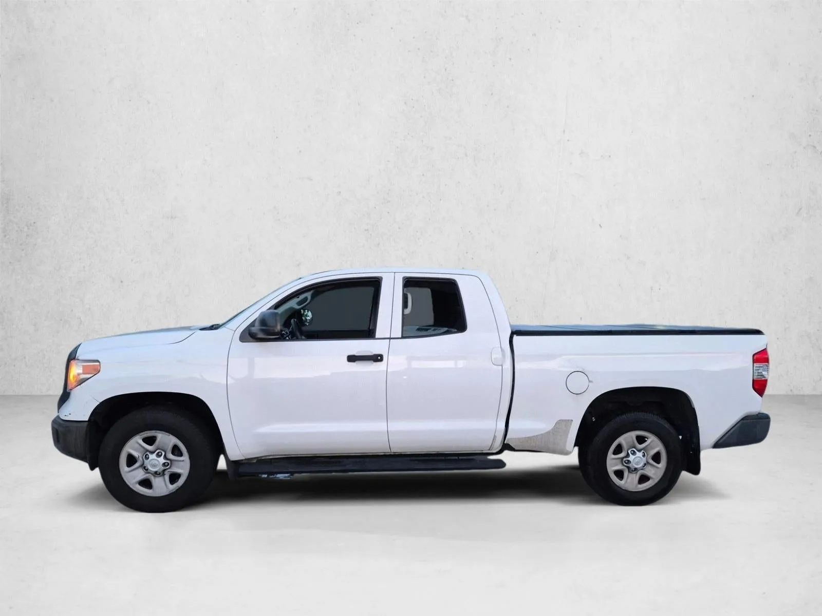 2017 Toyota Tundra 2WD 2WD SR Double Cab 6.5' Bed 4.6L (Natl) photo 8