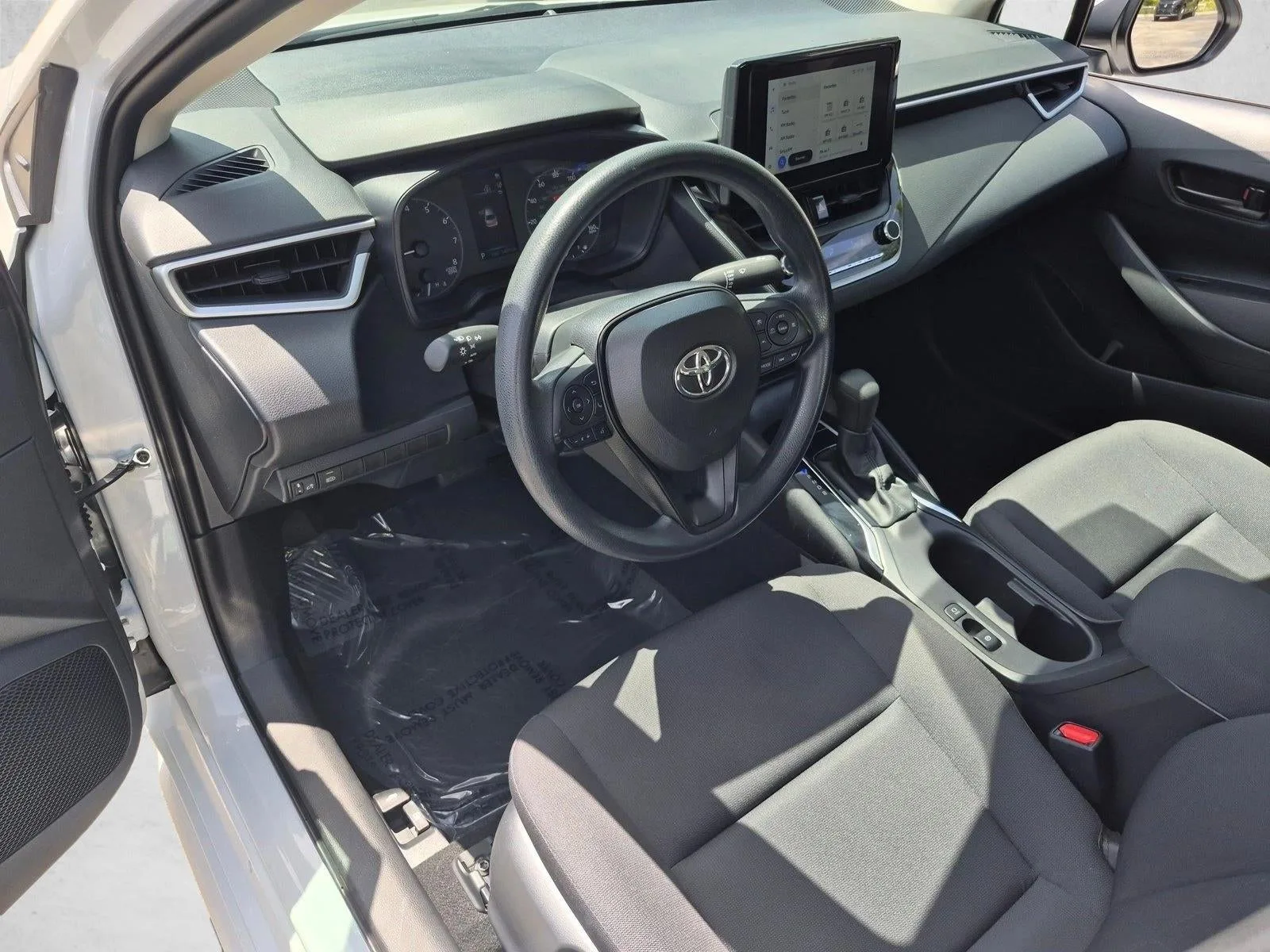 2024 Toyota Corolla LE CVT (Natl) photo 9