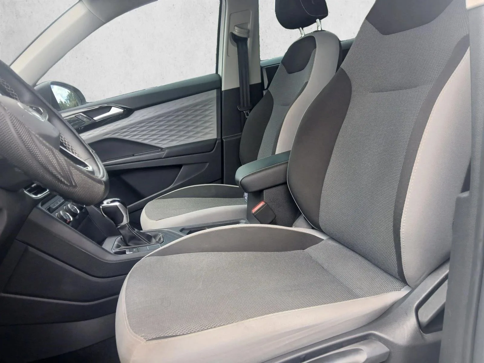 2022 Volkswagen Taos S FWD photo 11