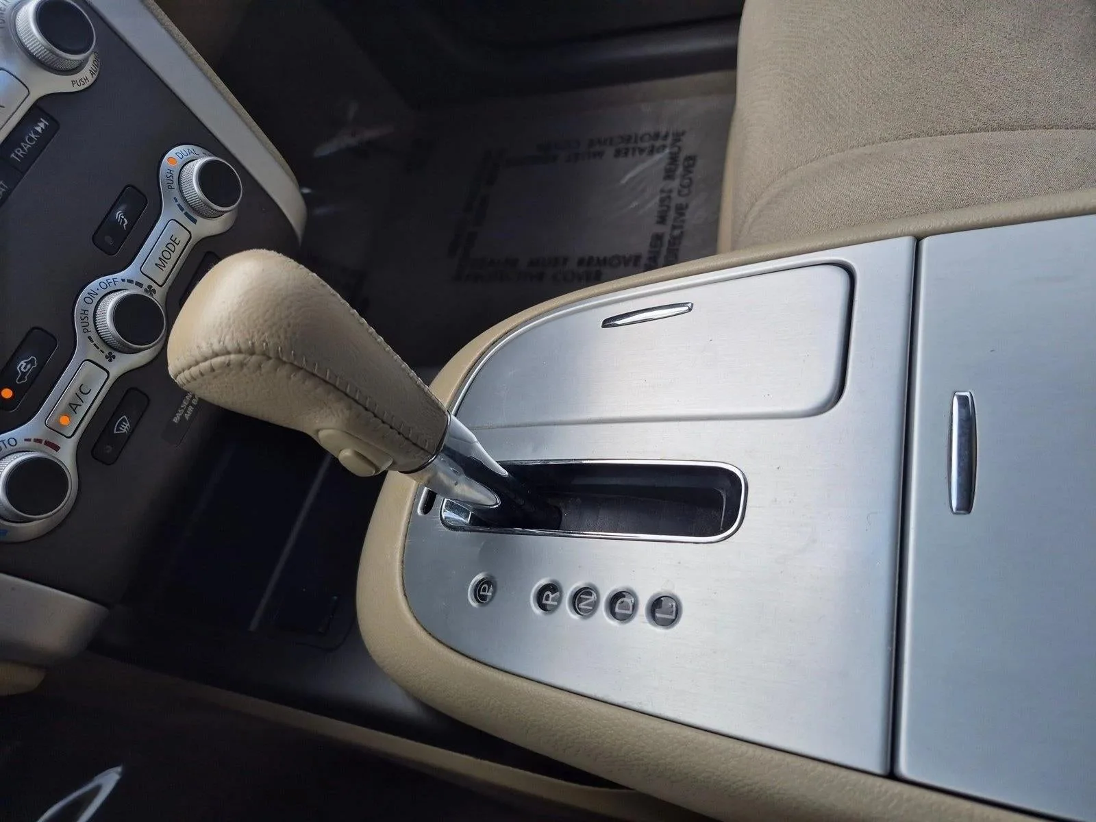 2014 Nissan Murano SV photo 12