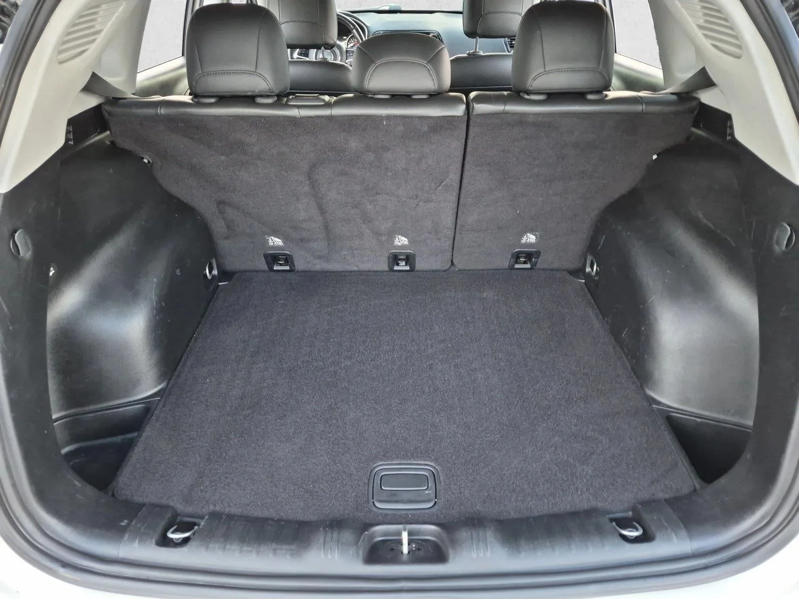 2019 Jeep Compass Limited FWD photo 6