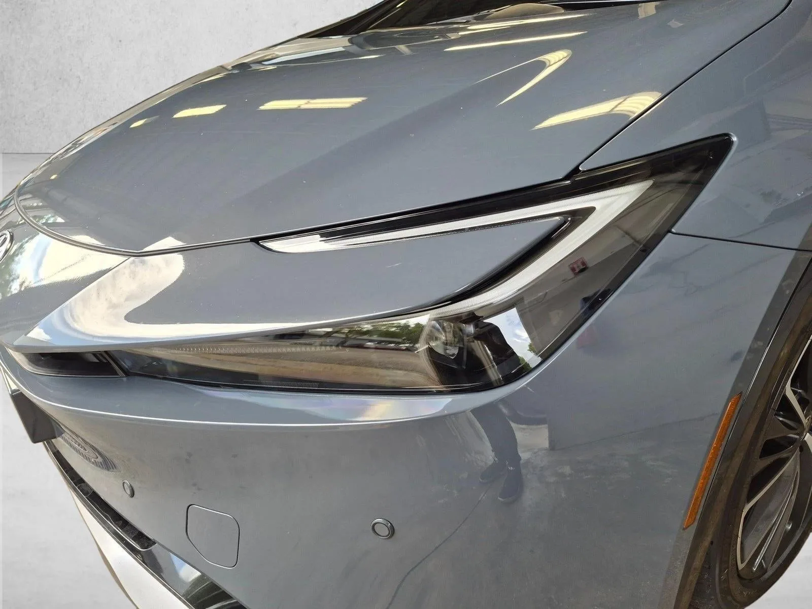 2024 Toyota Prius XLE photo 9