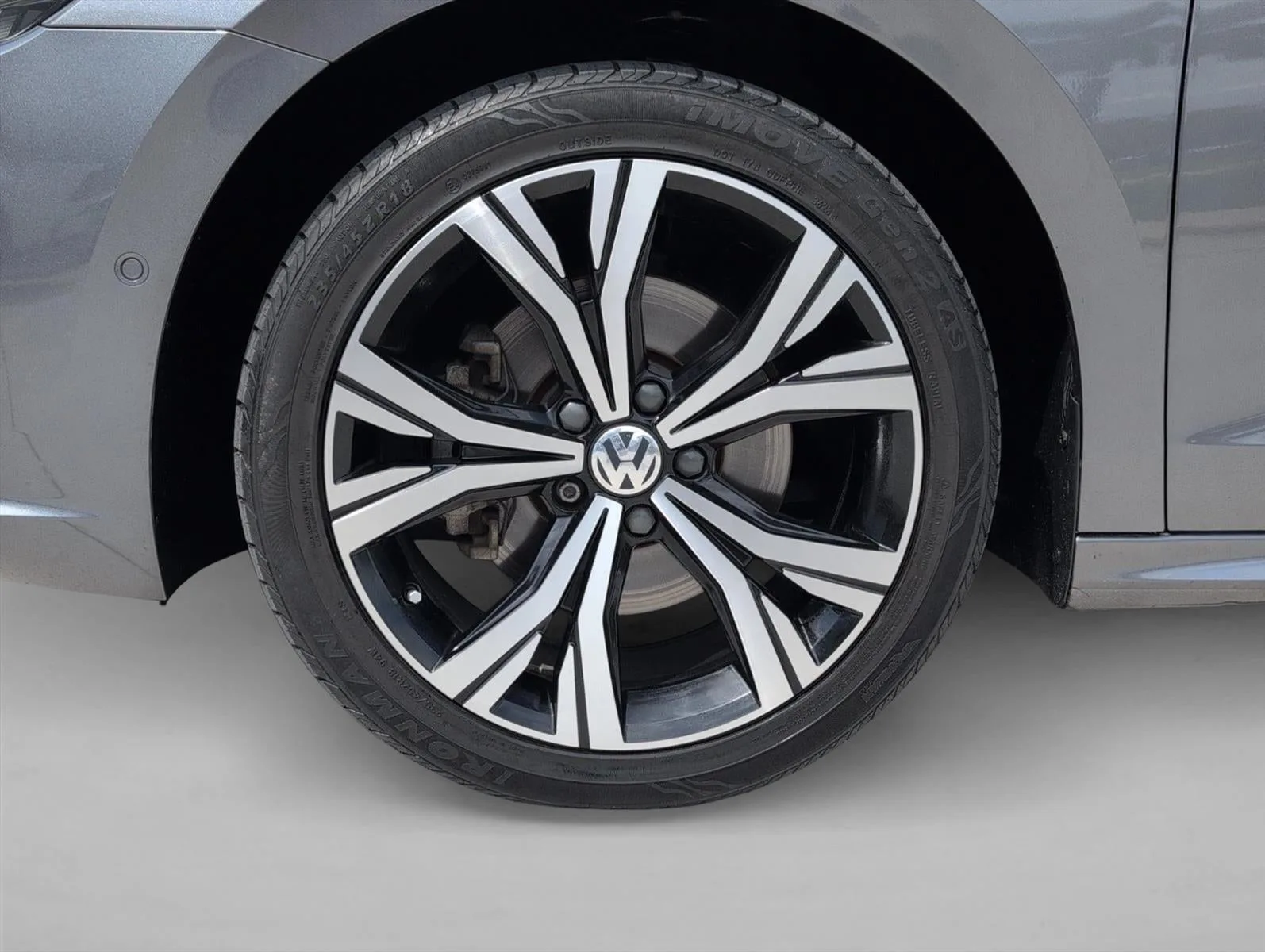 2020 Volkswagen Passat 2.0T SEL Auto photo 9