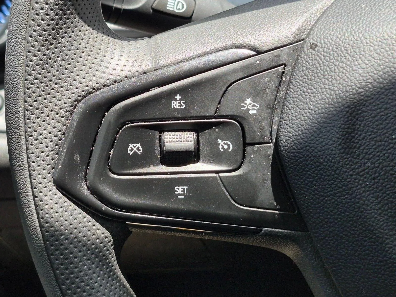 2024 Chevrolet Trax LT photo 10
