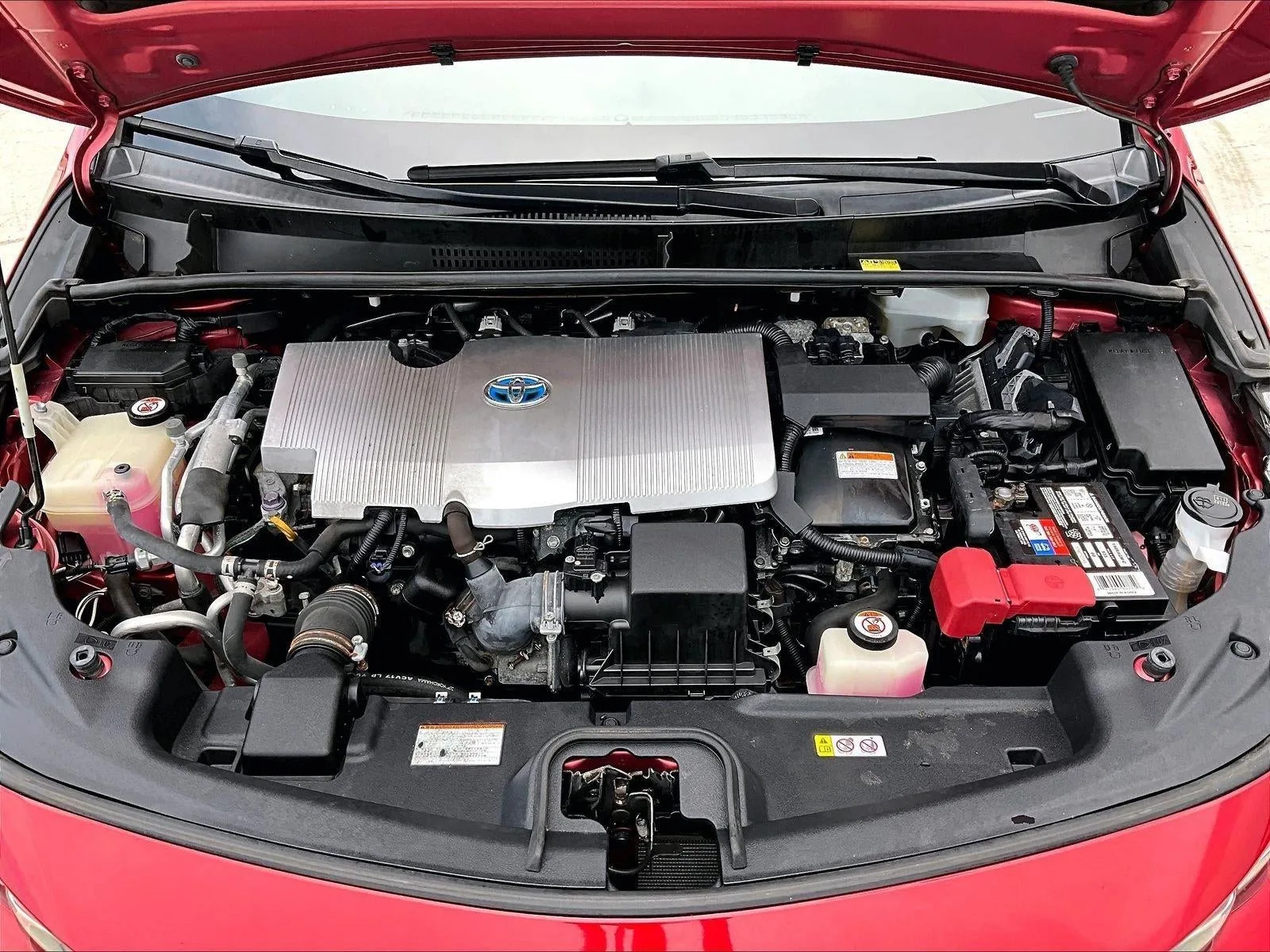 2017 Toyota Prius Prime Premium (Natl) photo 11