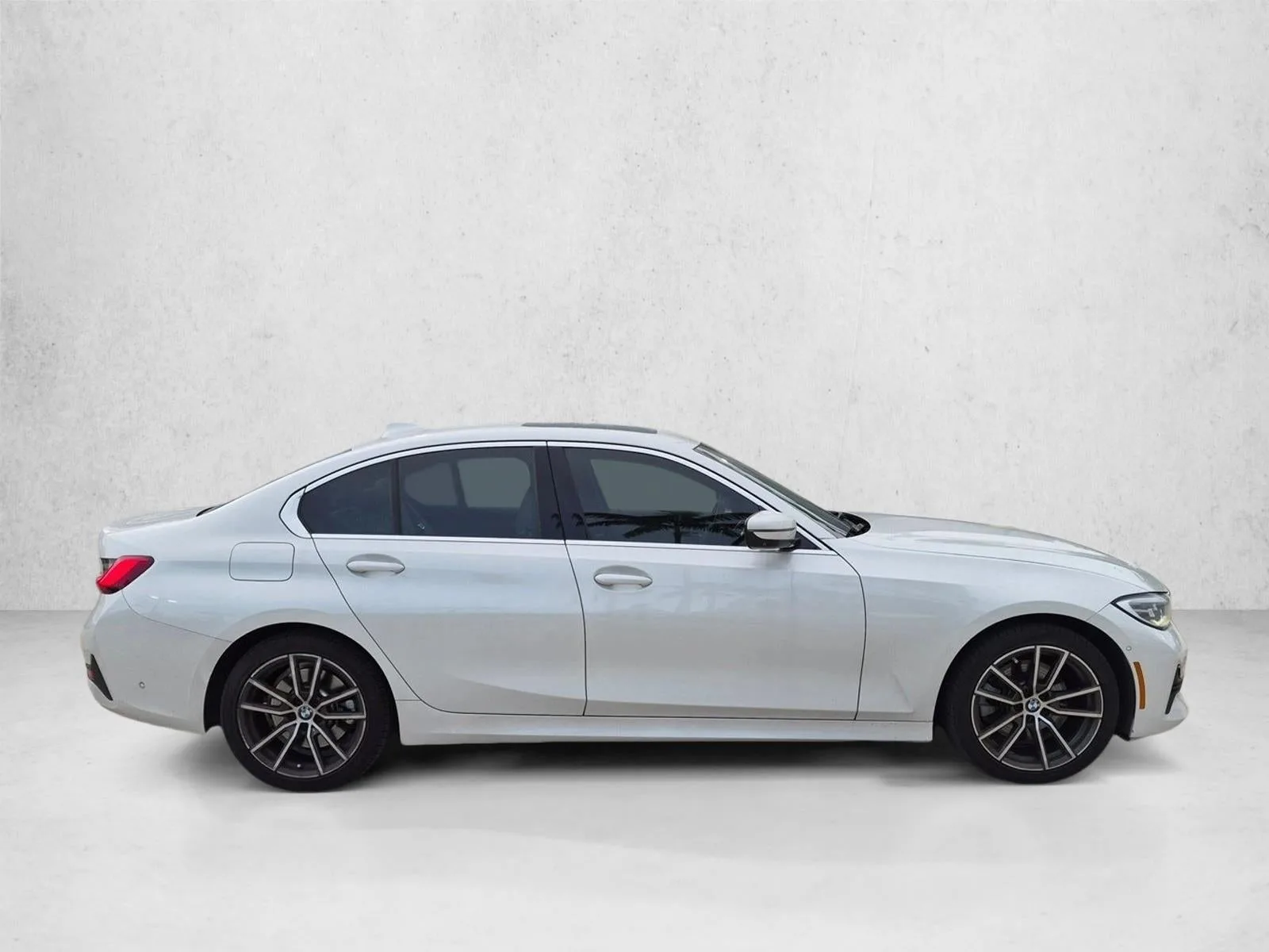 2020 BMW 330i Sedan North America photo 4