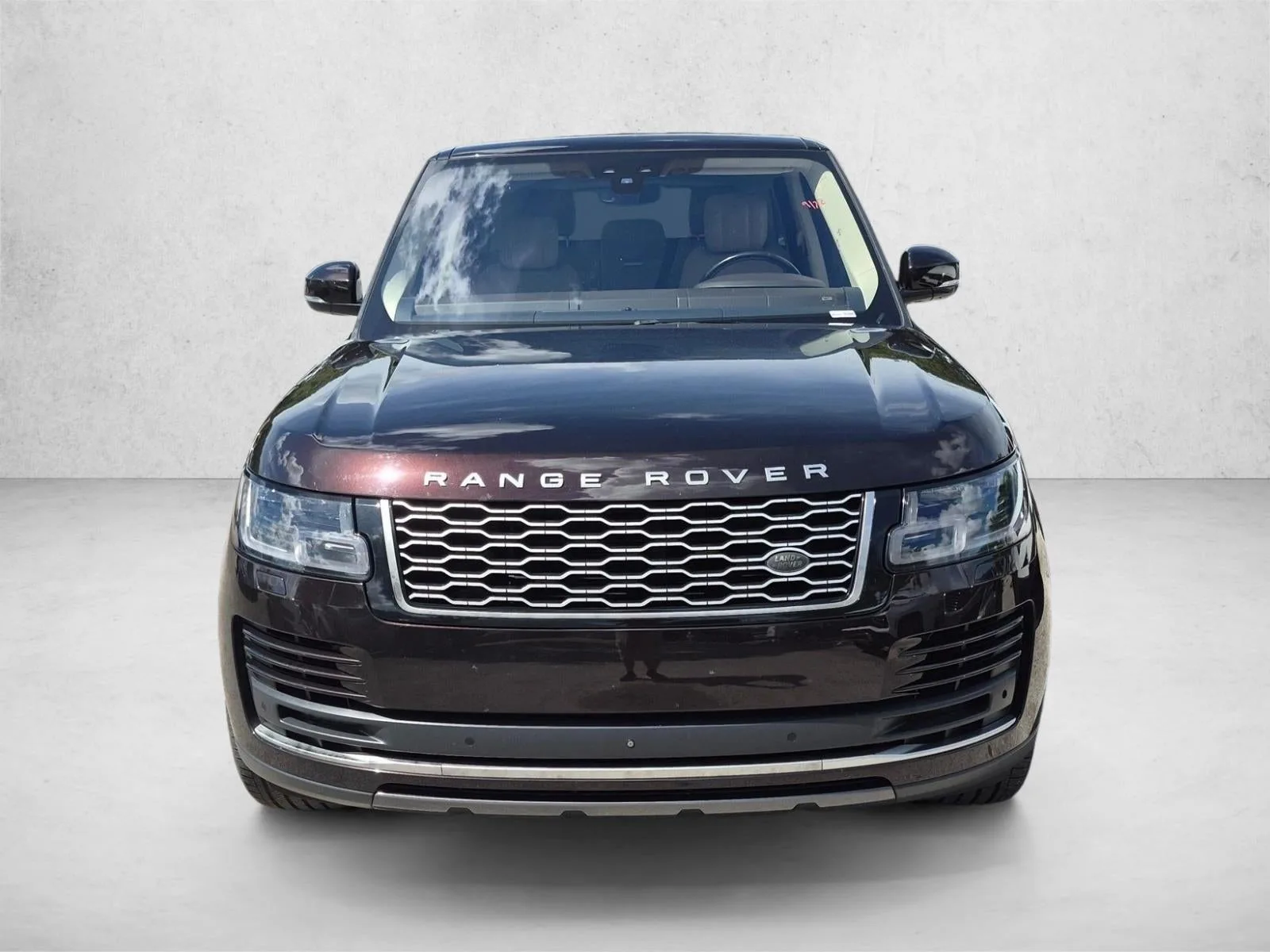 2019 Land Rover Range Rover 3.0L V6 Supercharged HSE photo 2