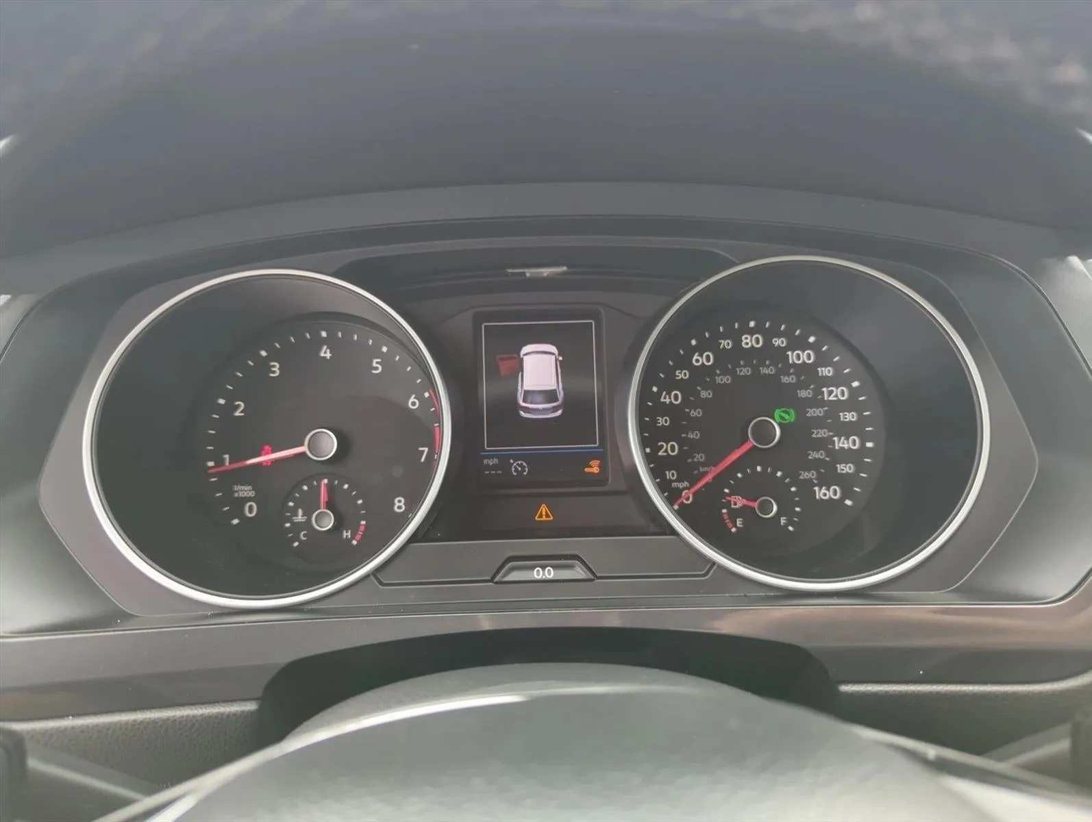 2020 Volkswagen Tiguan 2.0T SE FWD photo 9