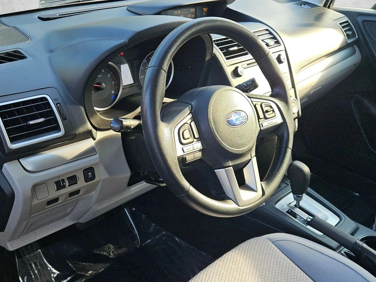 2018 Subaru Forester Base photo 10