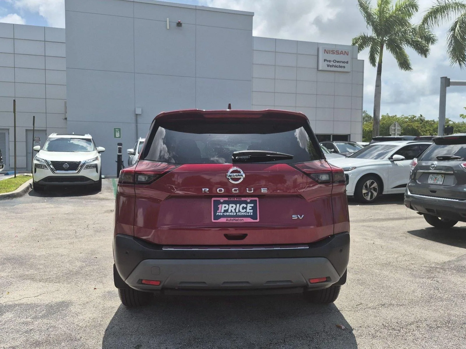 2021 Nissan Rogue FWD SV photo 7