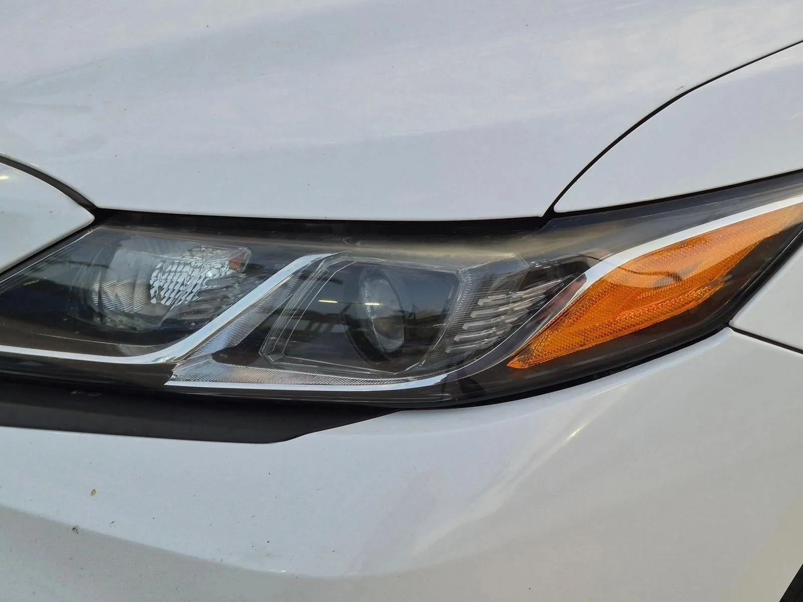 2018 Toyota Camry Hybrid SE CVT (Natl) photo 7