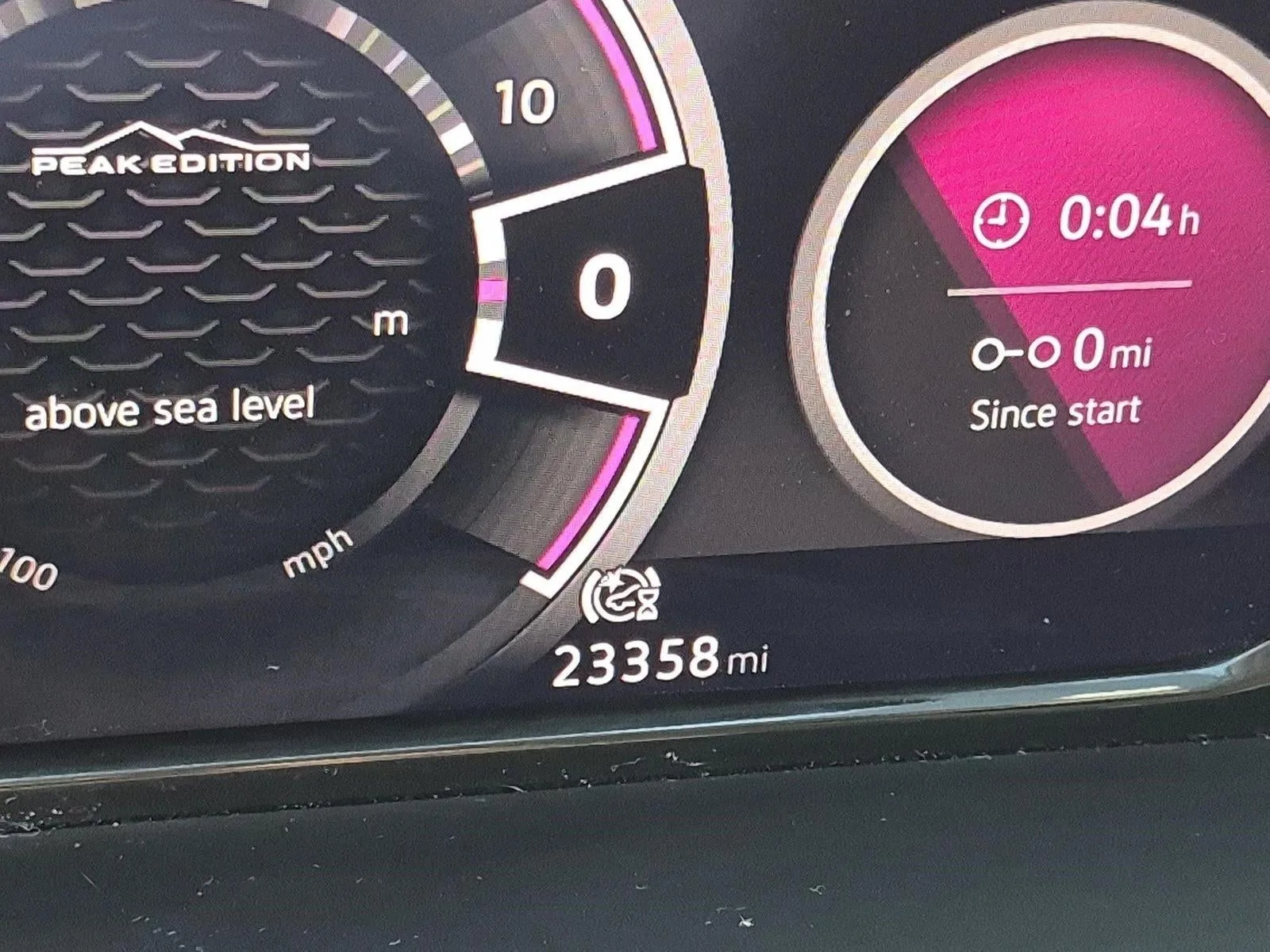 2024 Volkswagen Atlas 2.0T Peak Edition SE w/Technology photo 11