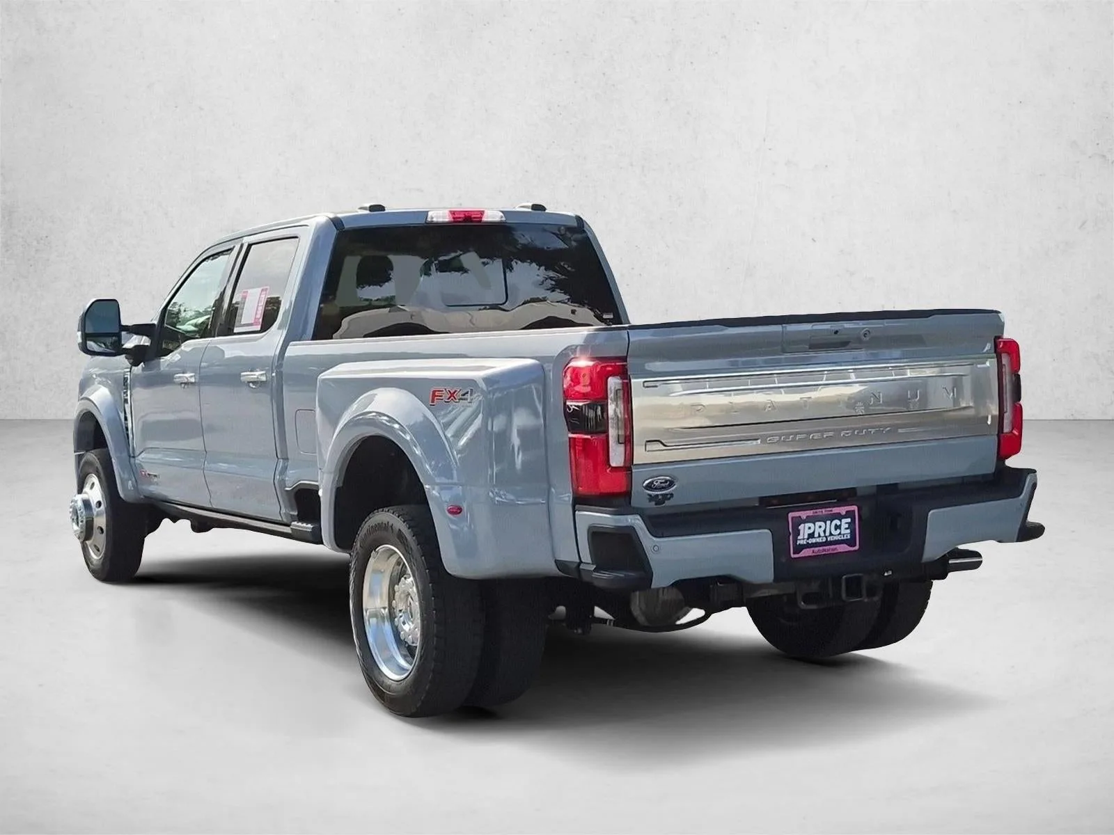 2026 Ford F-450 Platinum photo 8
