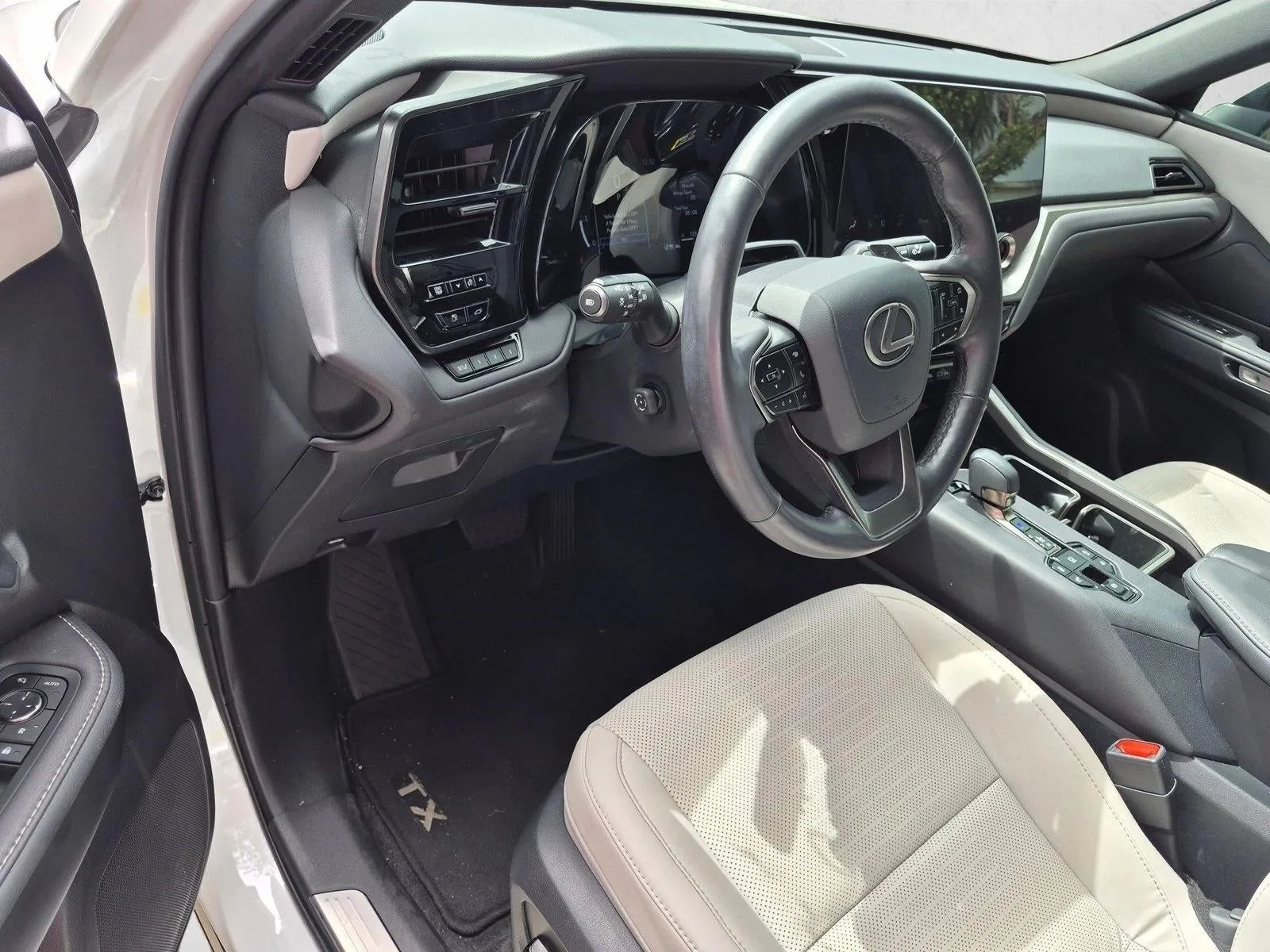 2024 Lexus TX 350 Premium photo 2