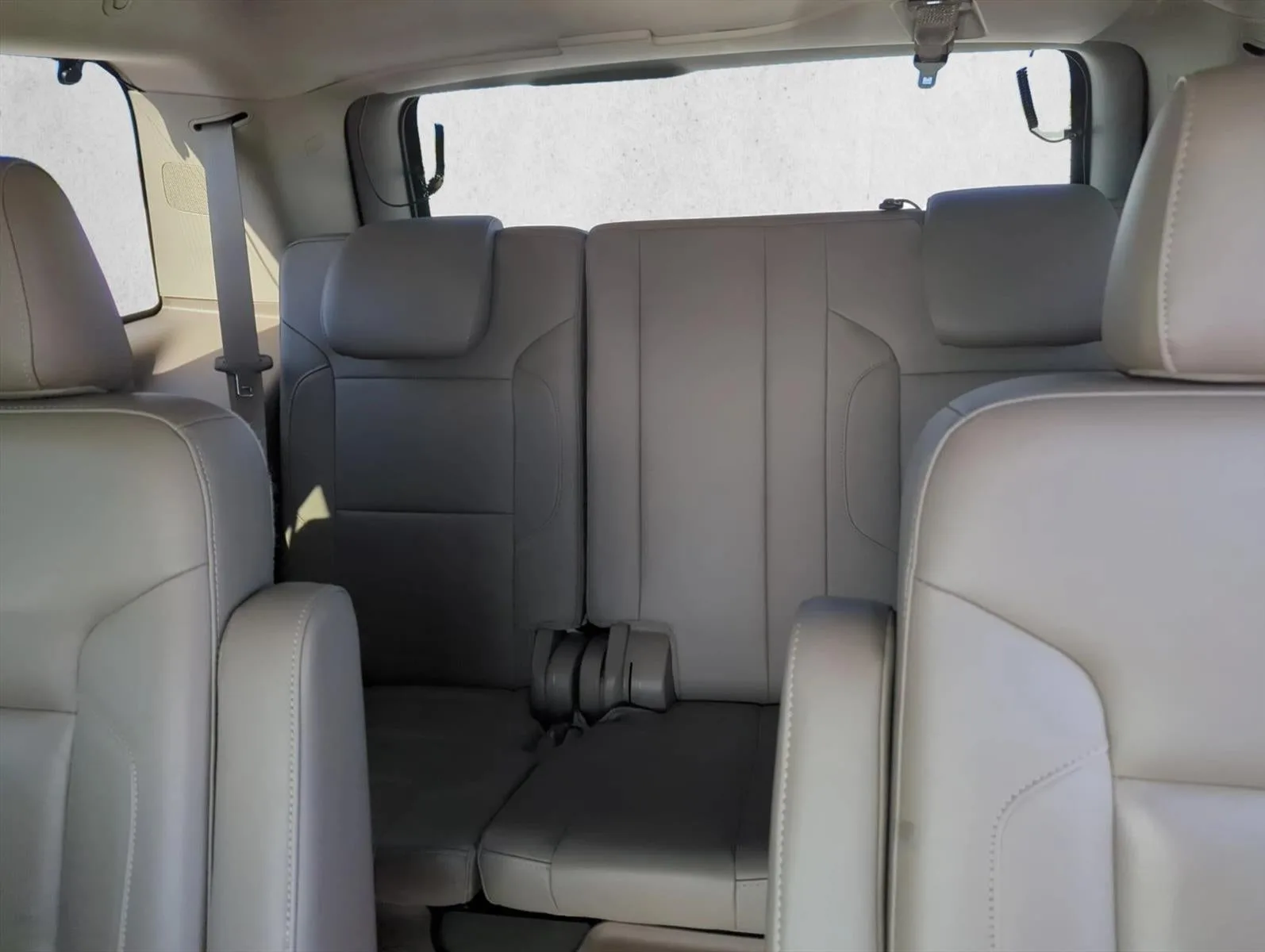 2015 Chevrolet Tahoe 2WD LT photo 9