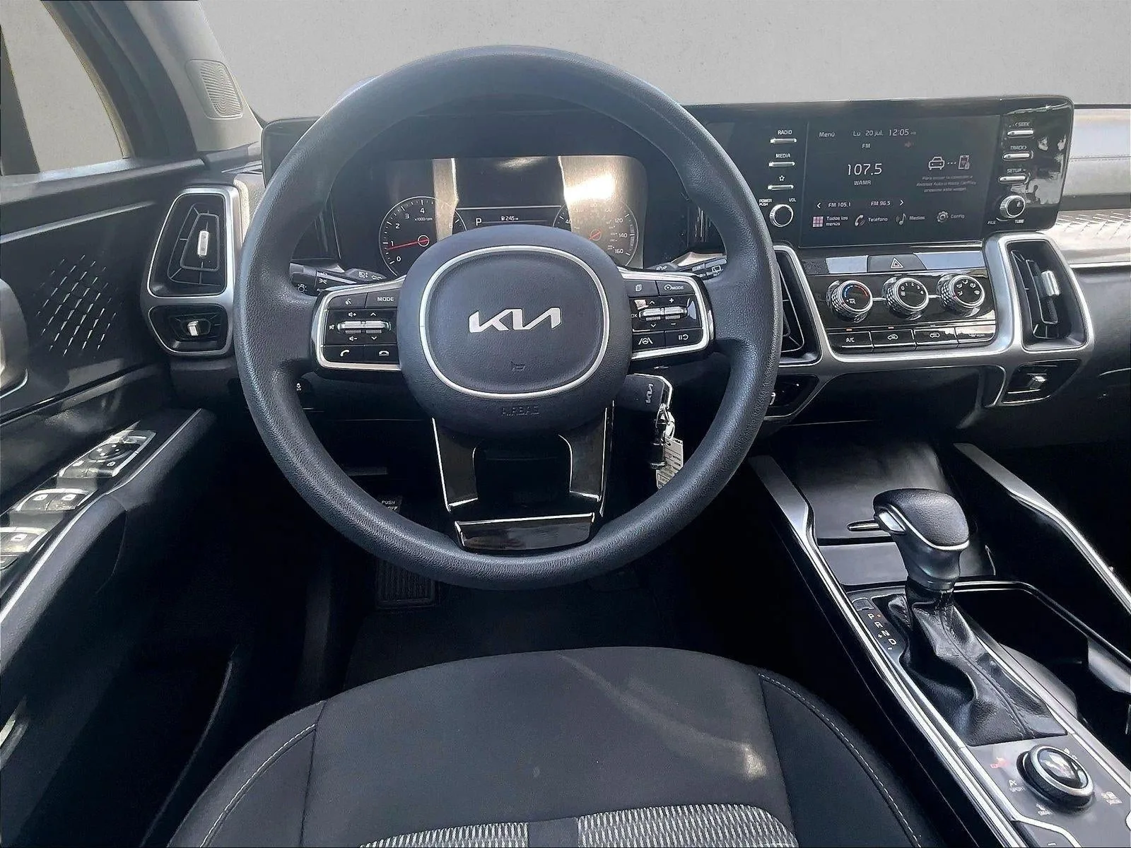 2022 Kia Sorento LX photo 7