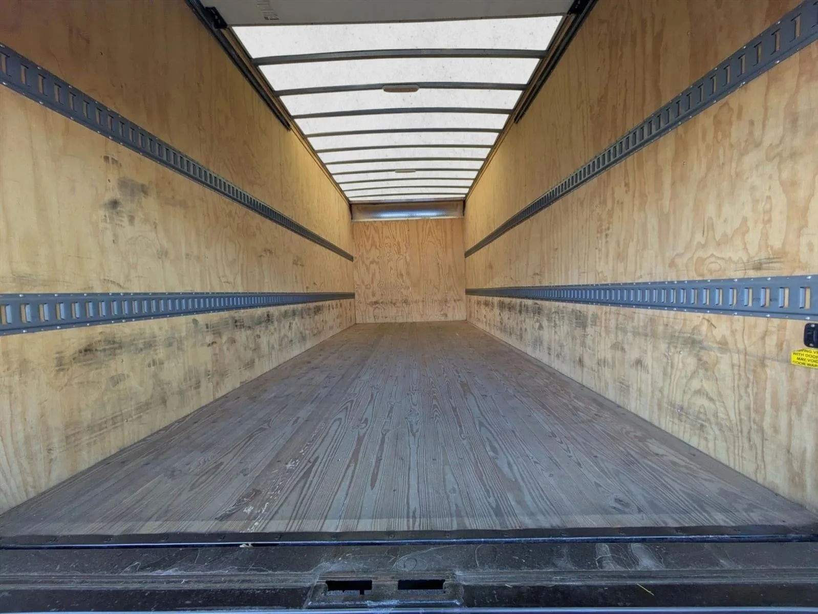 2023 Chevrolet Low Cab Forward 4500 HG 1WT photo 8