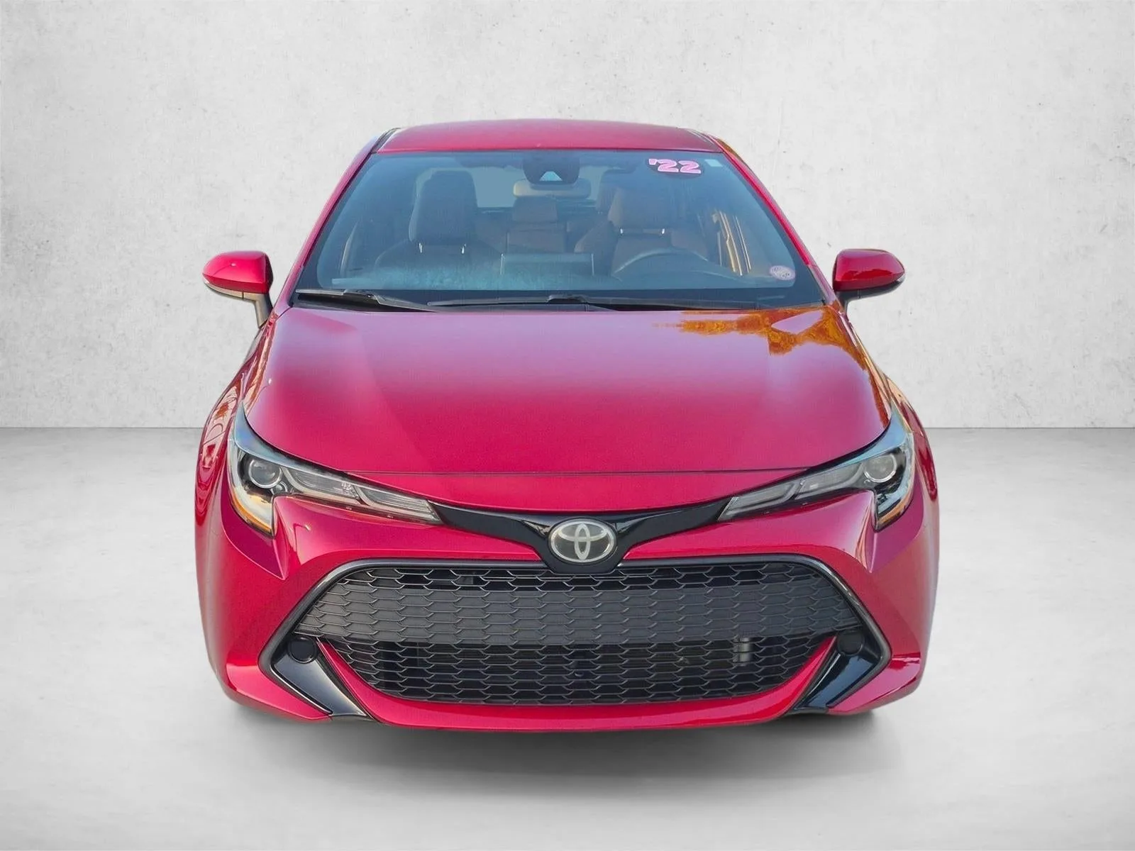 2022 Toyota Corolla Hatchback SE CVT (Natl) photo 2