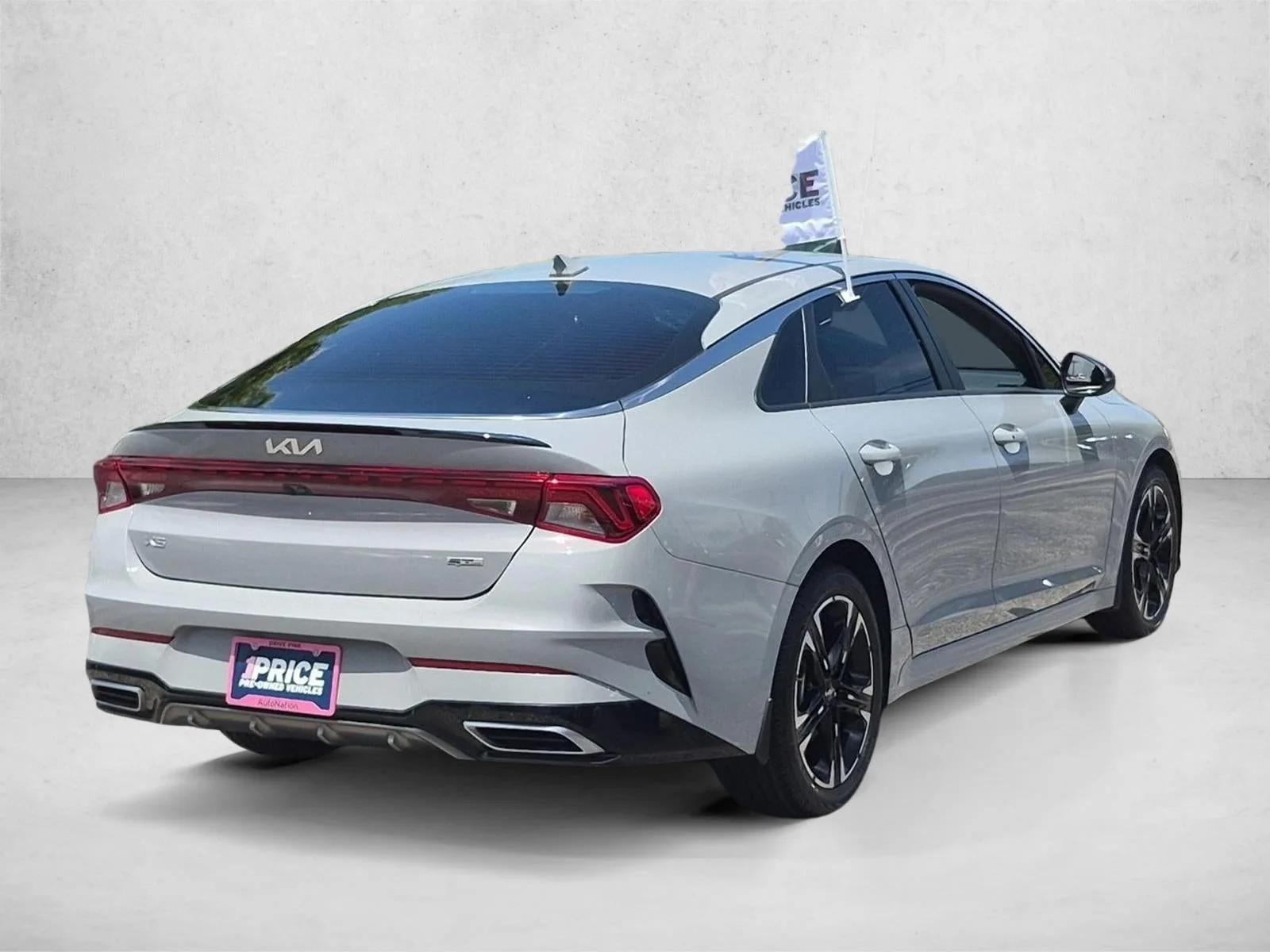 2024 Kia K5 GT-Line photo 5