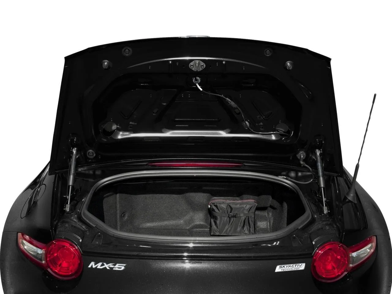 2016 Mazda MX-5 Miata 2dr Conv Auto Grand Touring photo 11
