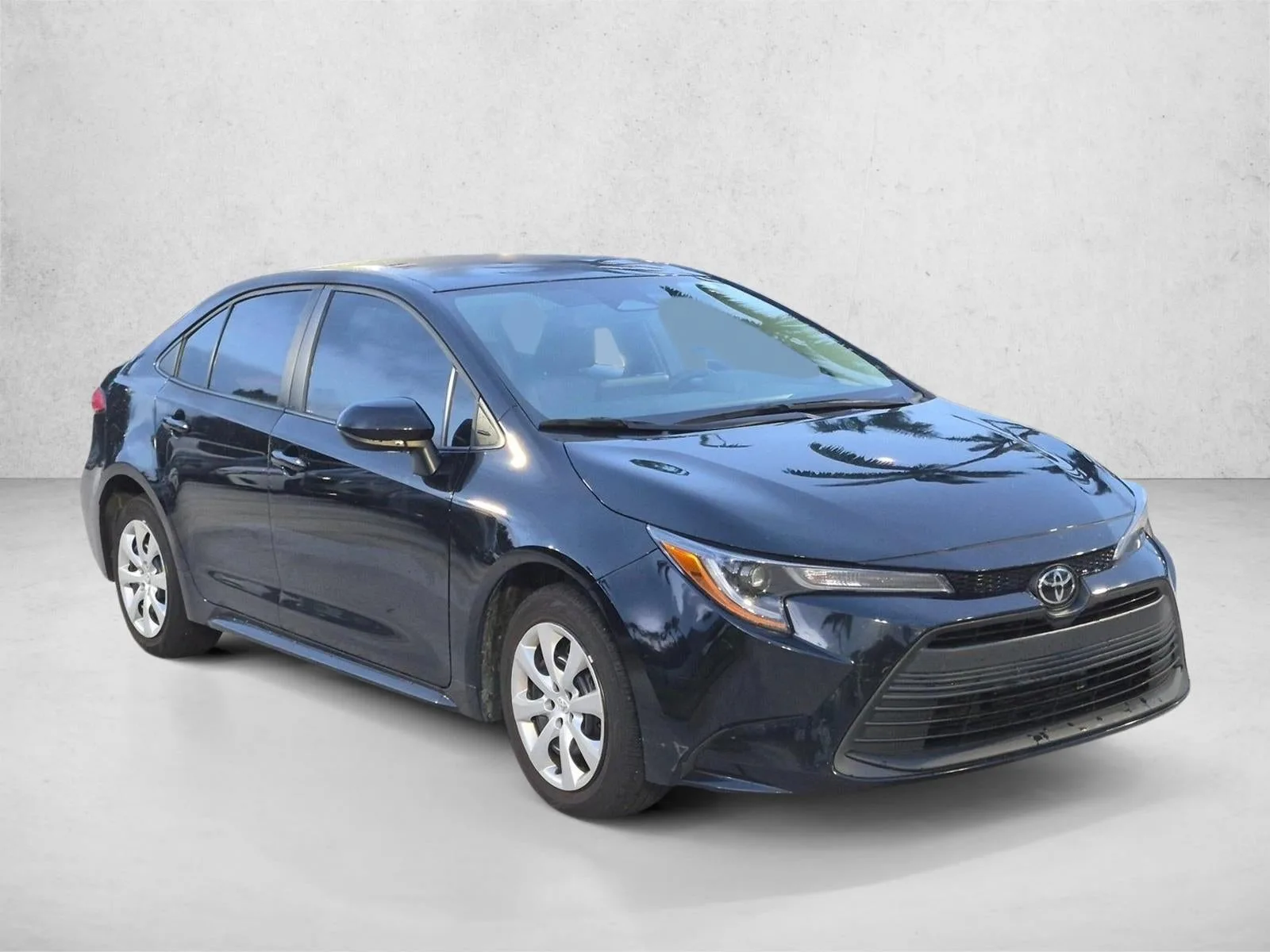 2025 Toyota Corolla LE CVT (Natl) photo 3