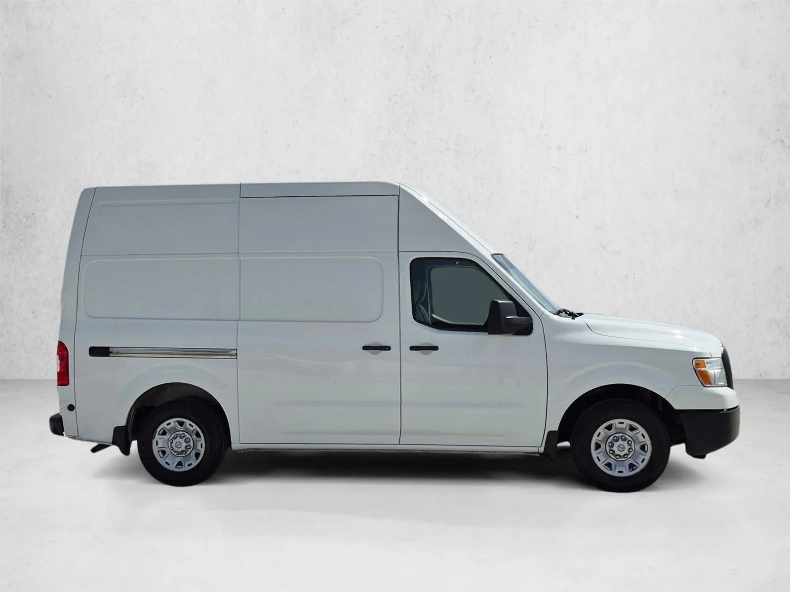 2020 Nissan NV Cargo High Roof V6 SV photo 4