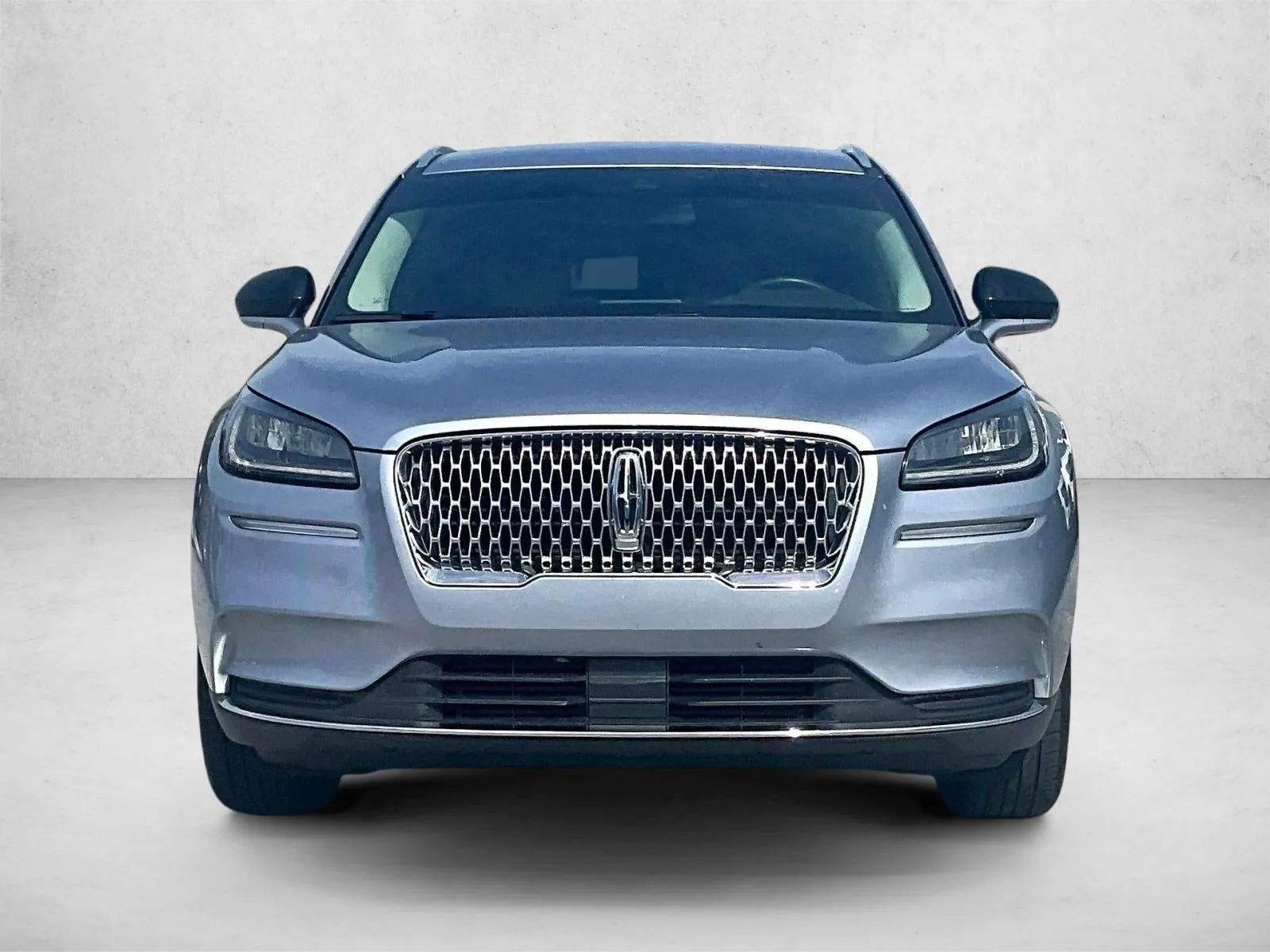 2022 Lincoln Corsair Standard photo 3