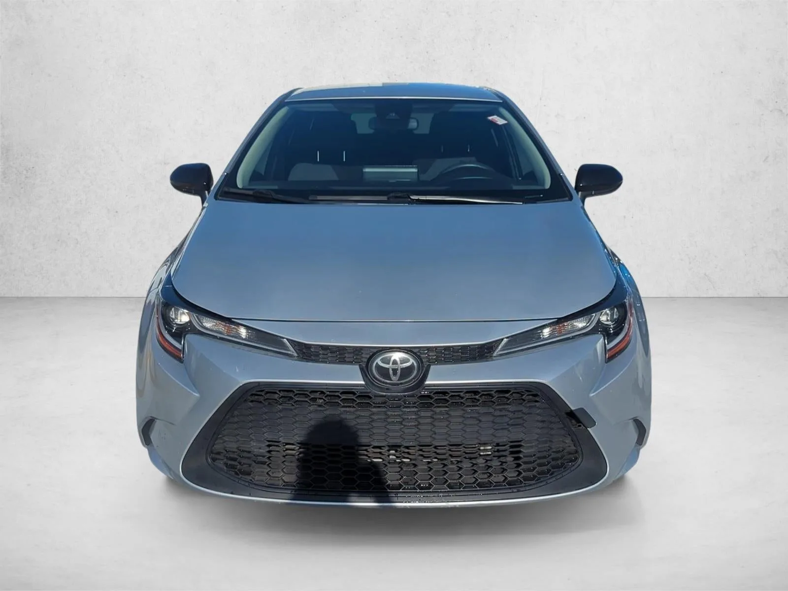 2022 Toyota Corolla LE CVT (Natl) photo 2