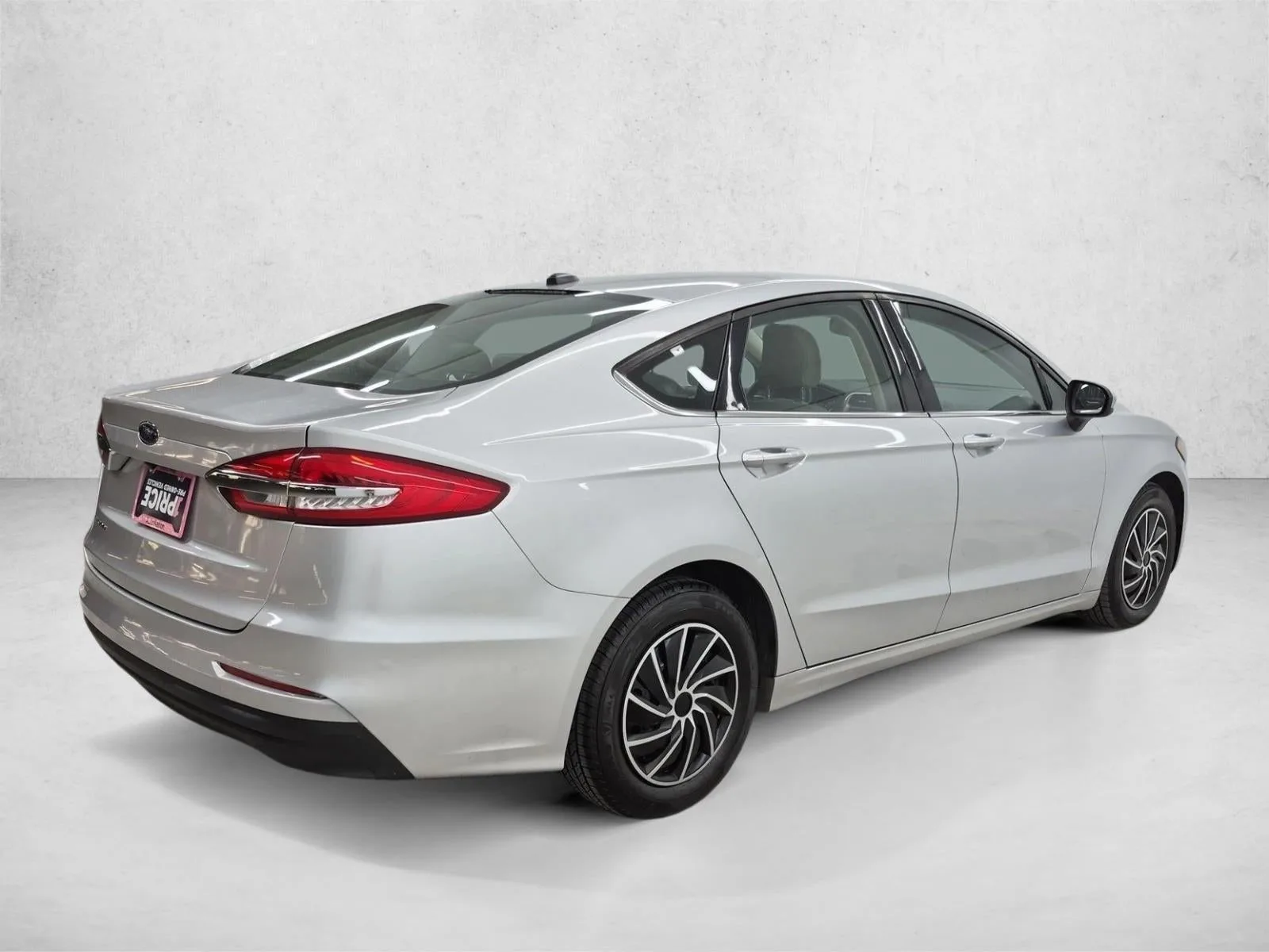 2019 Ford Fusion S photo 5