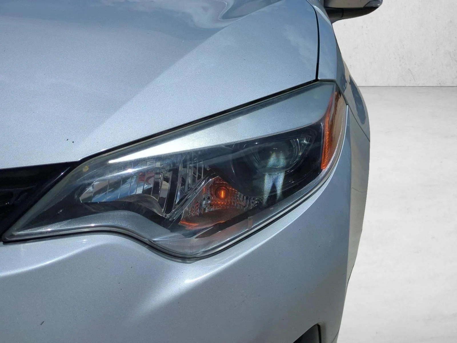 2014 Toyota Corolla 4dr Sdn CVT Auto S Plus (Natl) photo 9