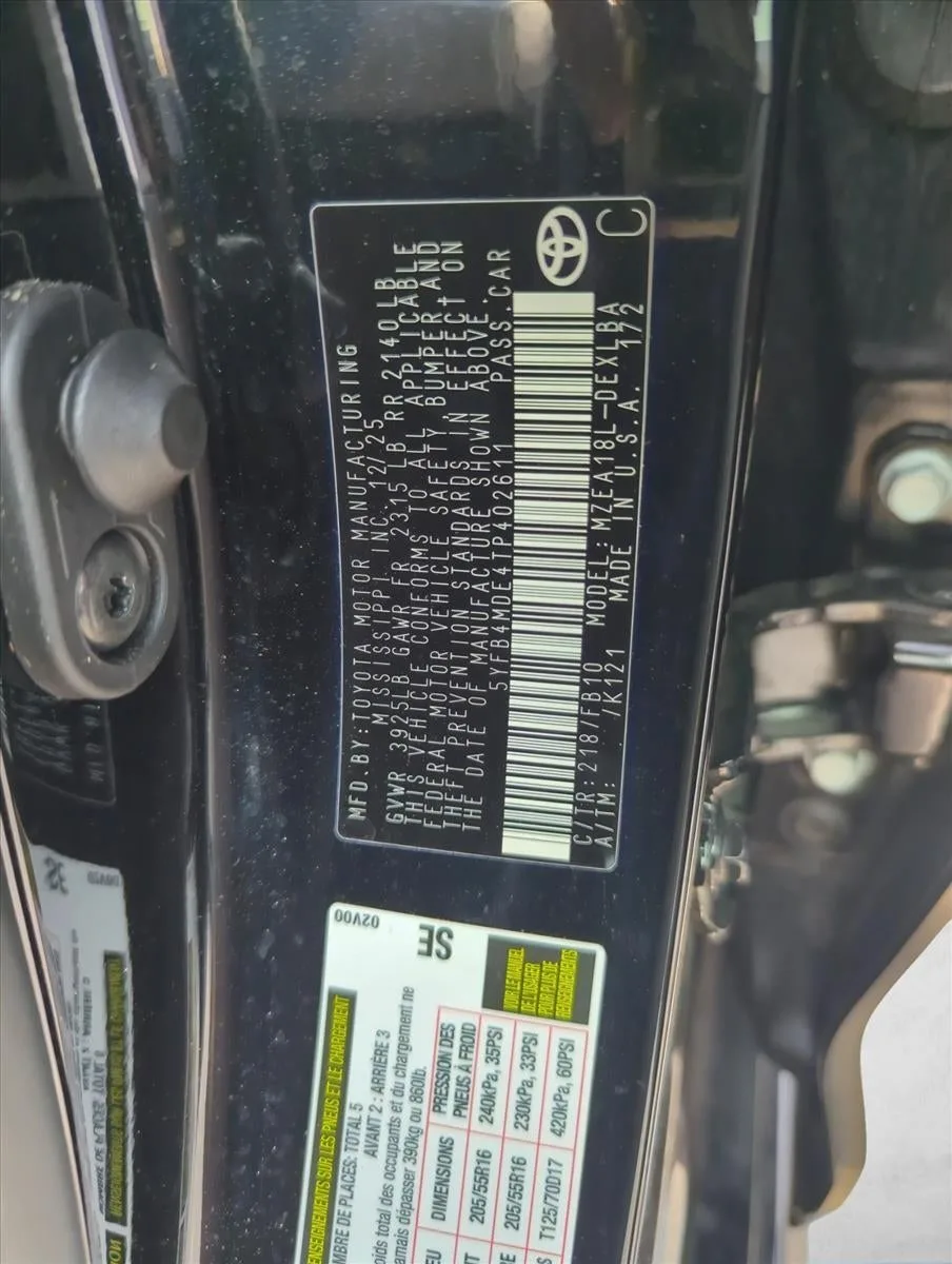 2026 Toyota Corolla LE CVT (Natl) photo 2