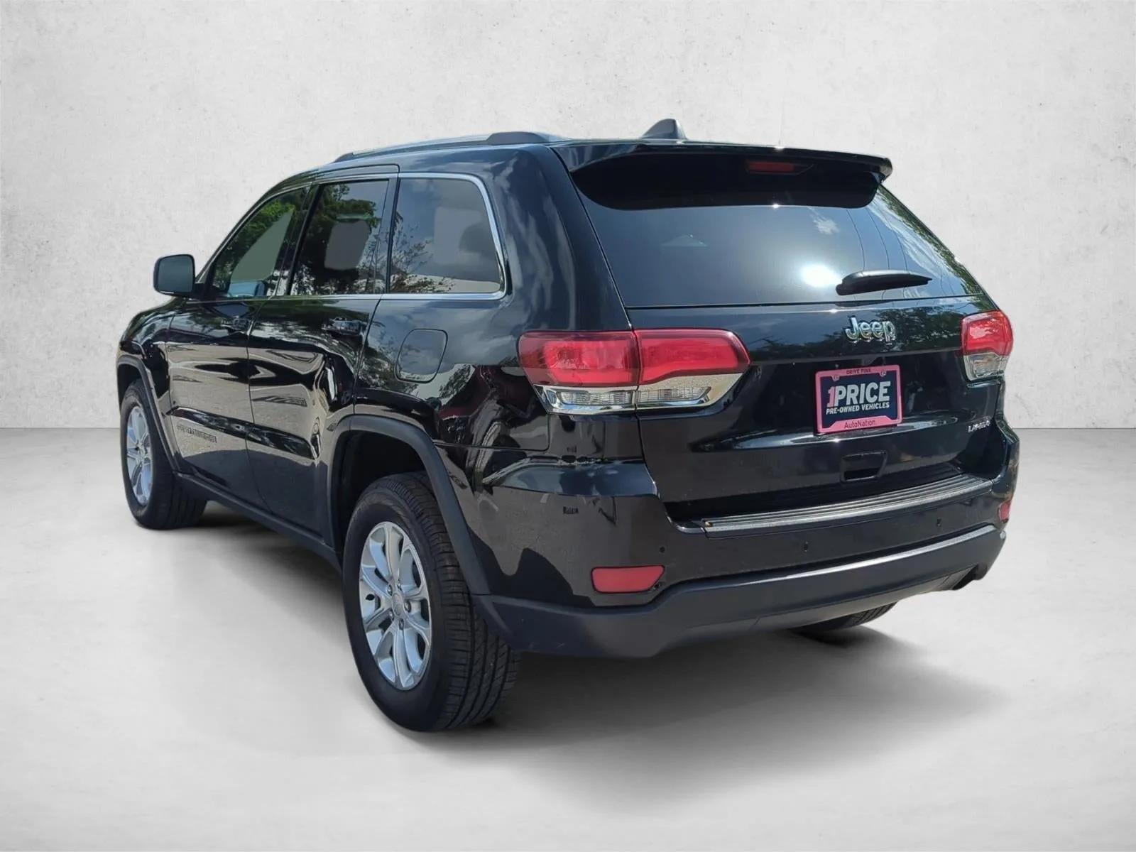 2021 Jeep Grand Cherokee Laredo E 4x2 photo 7