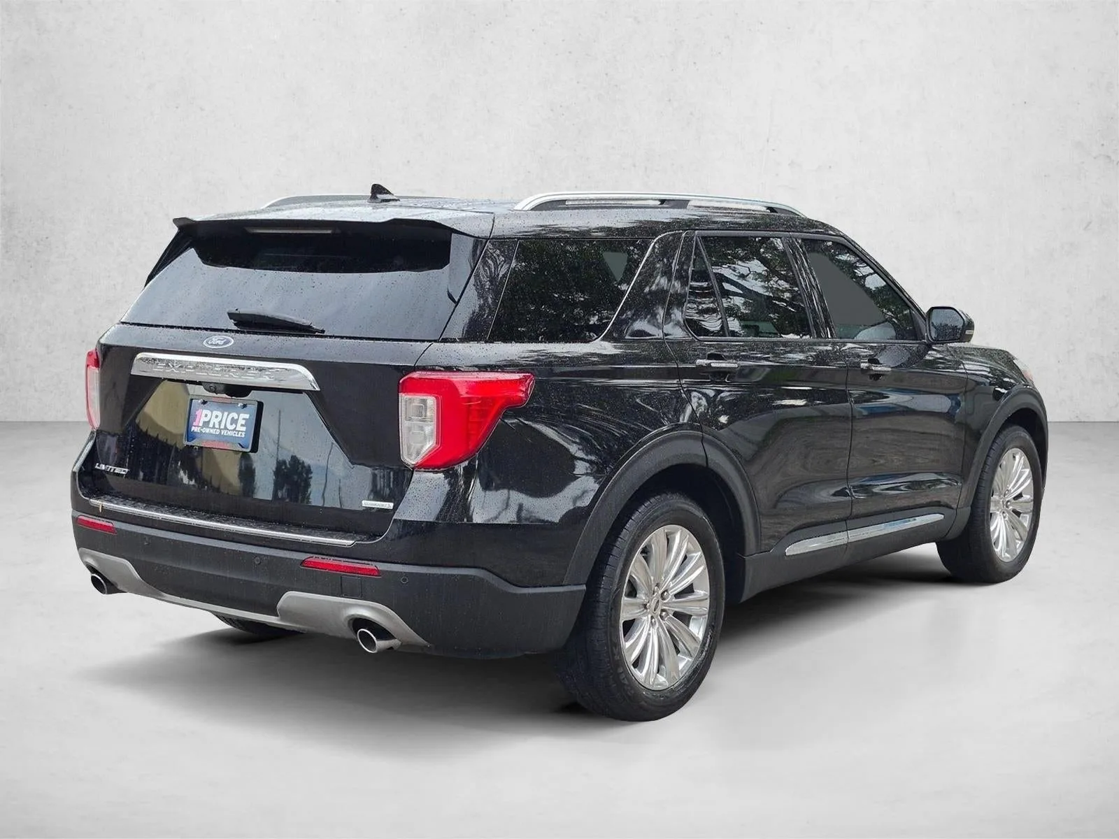 2020 Ford Explorer Limited RWD photo 5