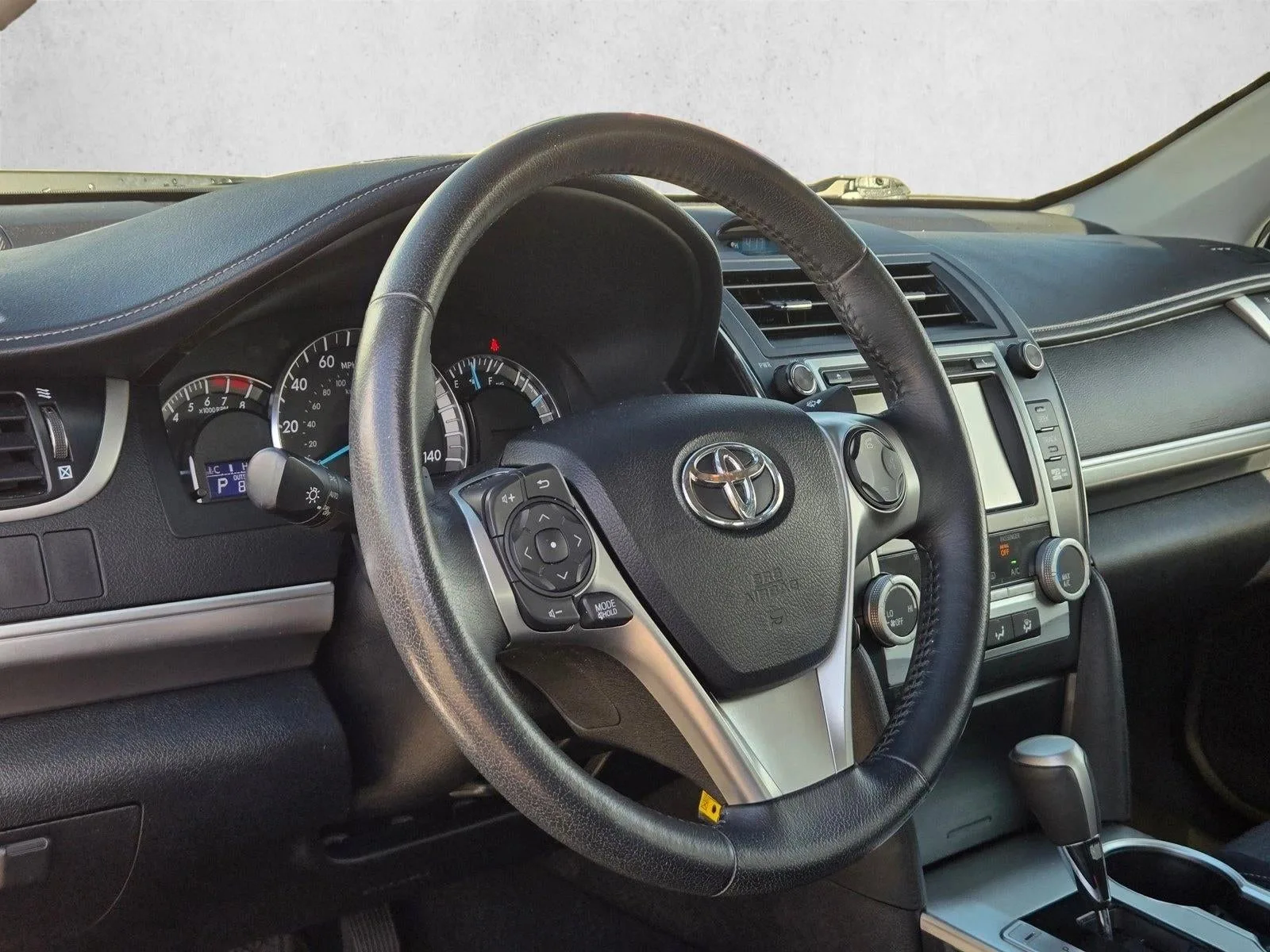 2014 Toyota Camry 4dr Sdn I4 Auto SE (Natl) *Ltd Avail* photo 7