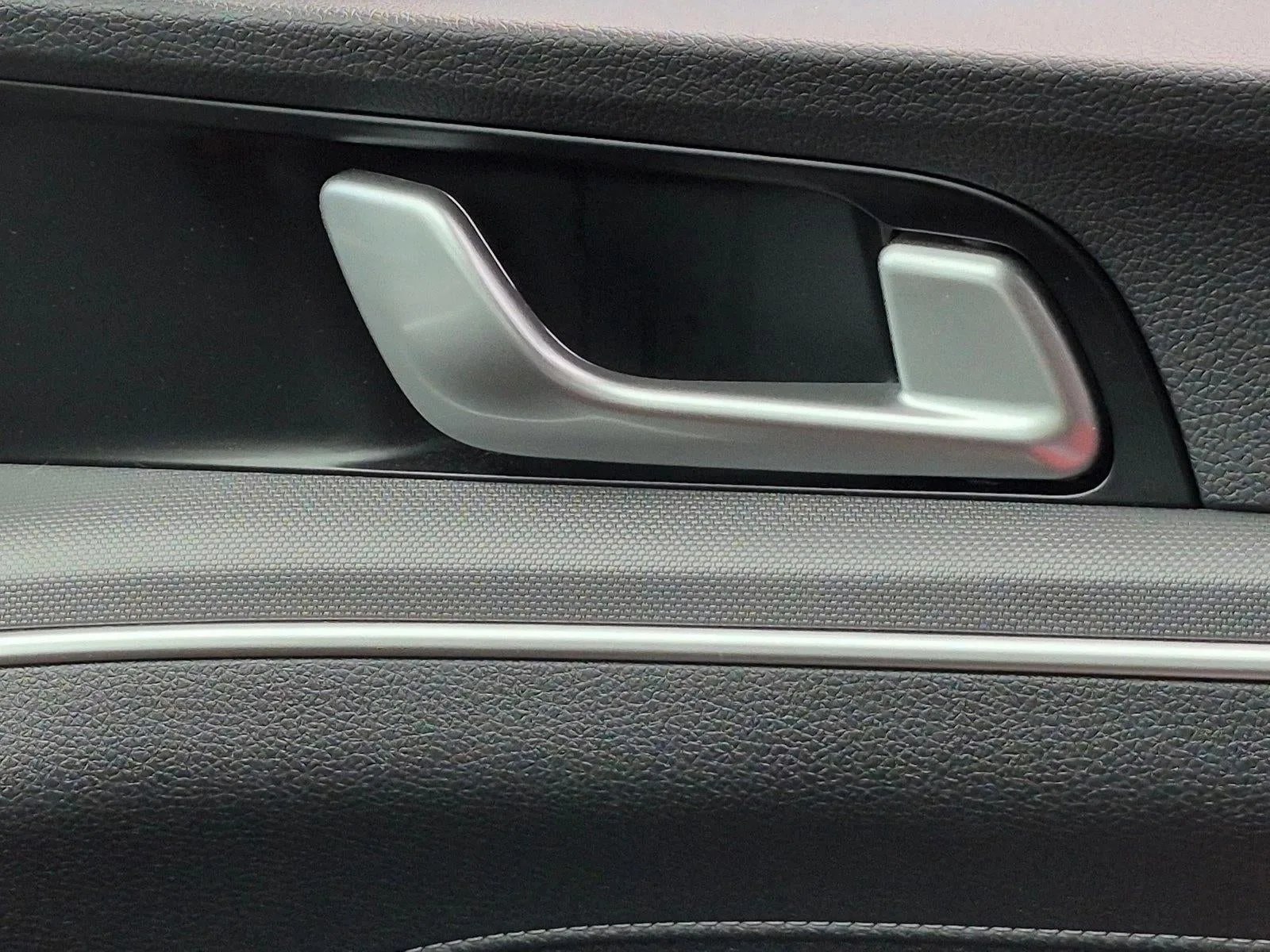 2024 Kia K5 GT-Line Auto FWD photo 9
