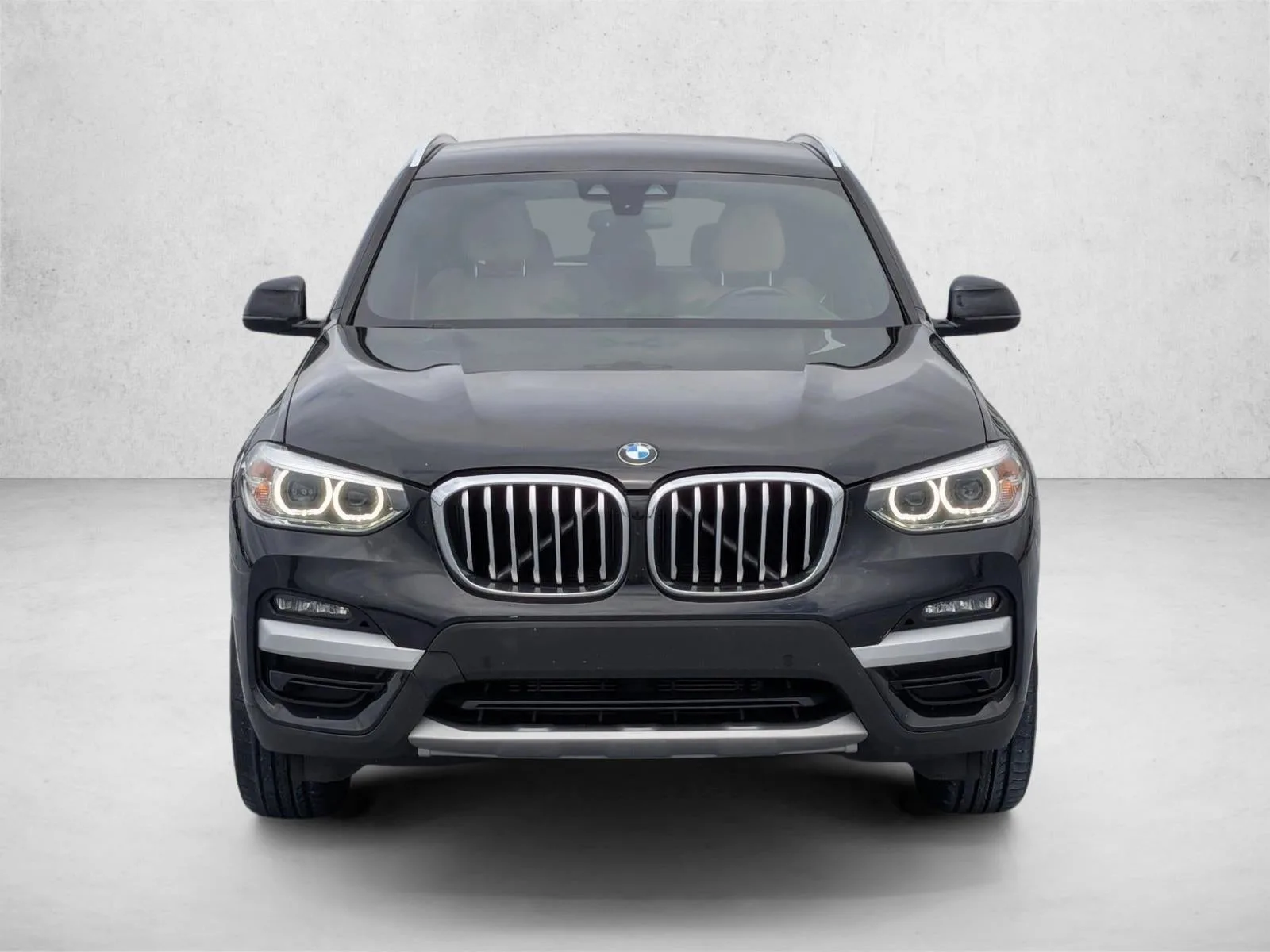 2020 BMW X3 sDrive30i photo 2