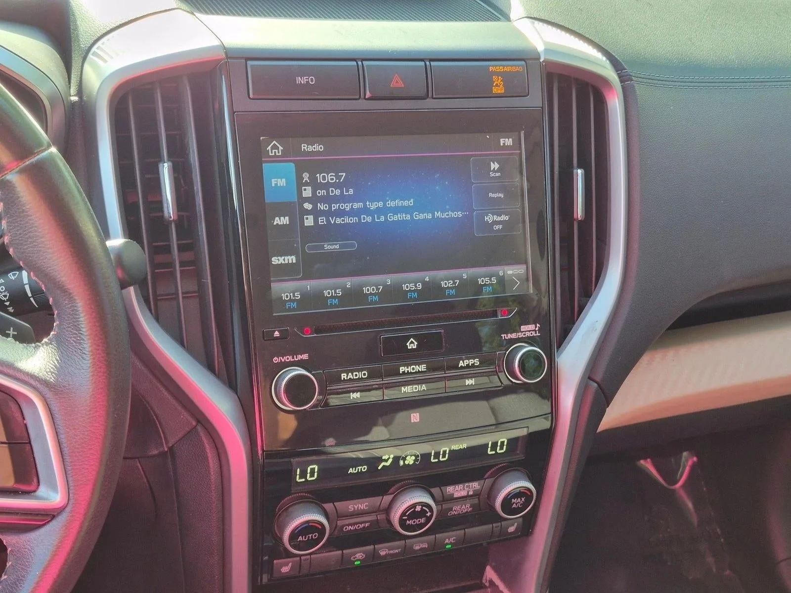 2019 Subaru Ascent 2.4T Premium 7-Passenger photo 12