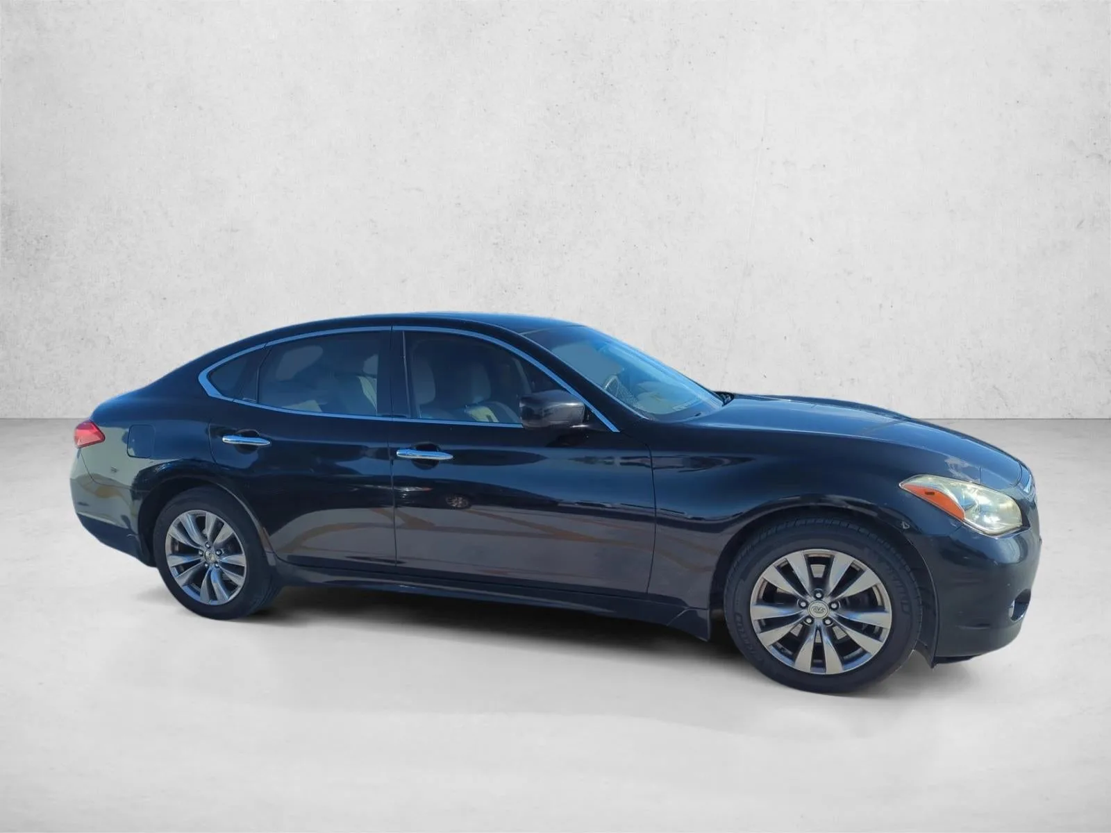 2012 INFINITI M37 x AWD photo 4