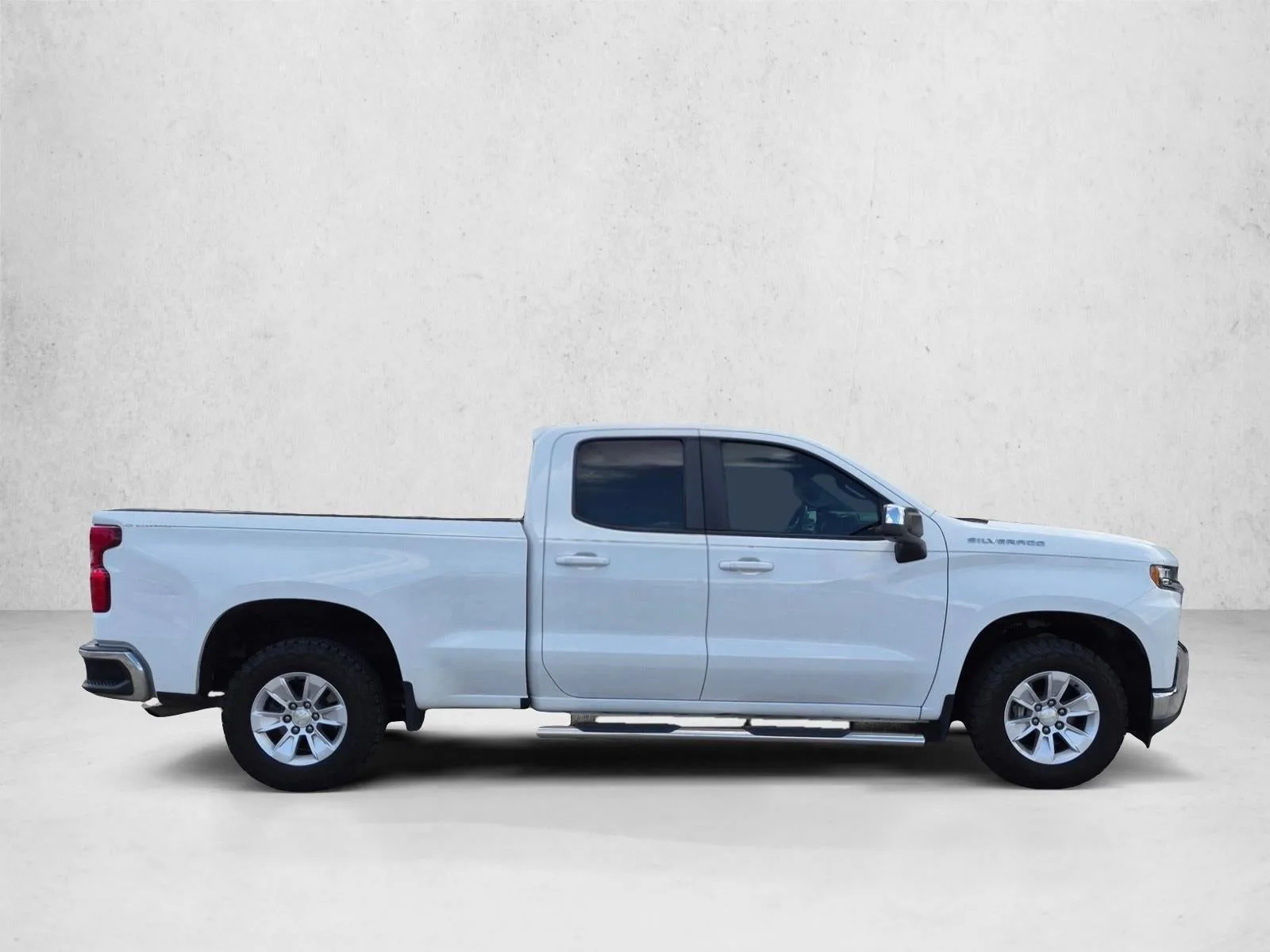 2019 Chevrolet Silverado 1500 Double Cab Standard Box 2-Wheel Drive LT photo 4