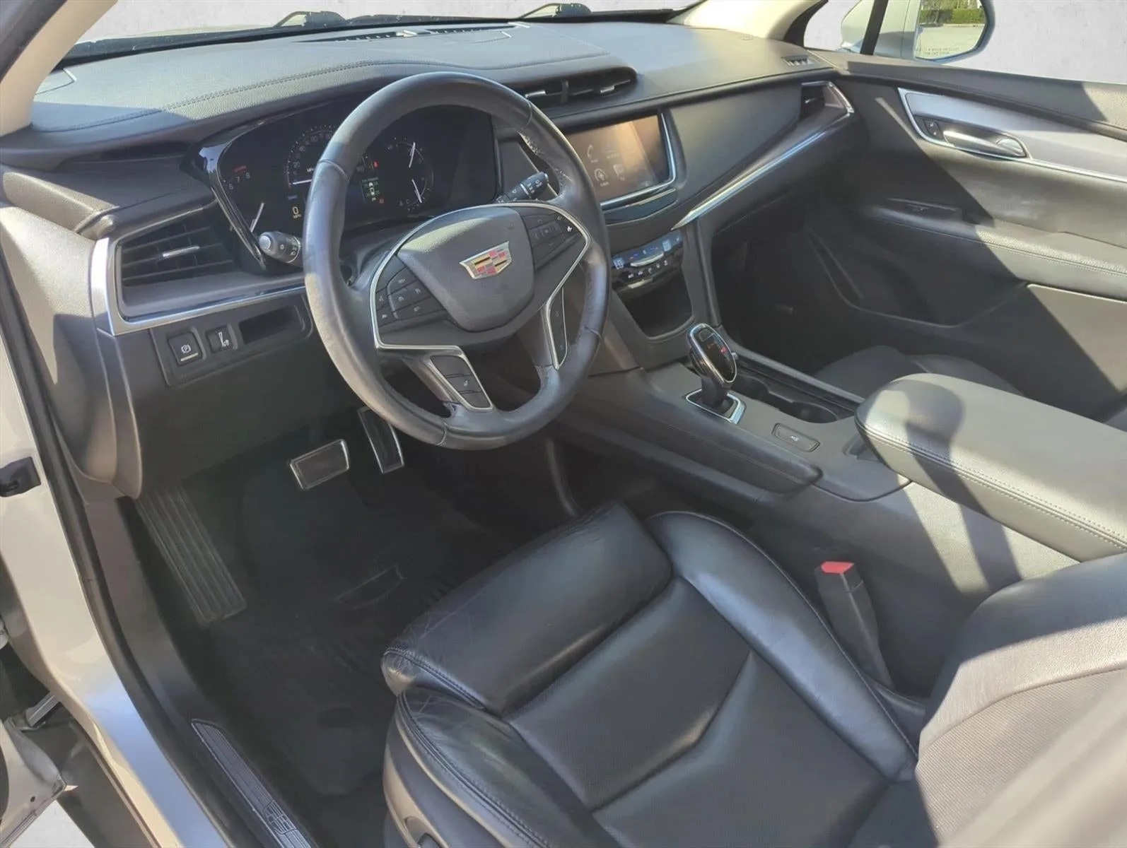 2017 Cadillac XT5 FWD 4dr Luxury photo 8