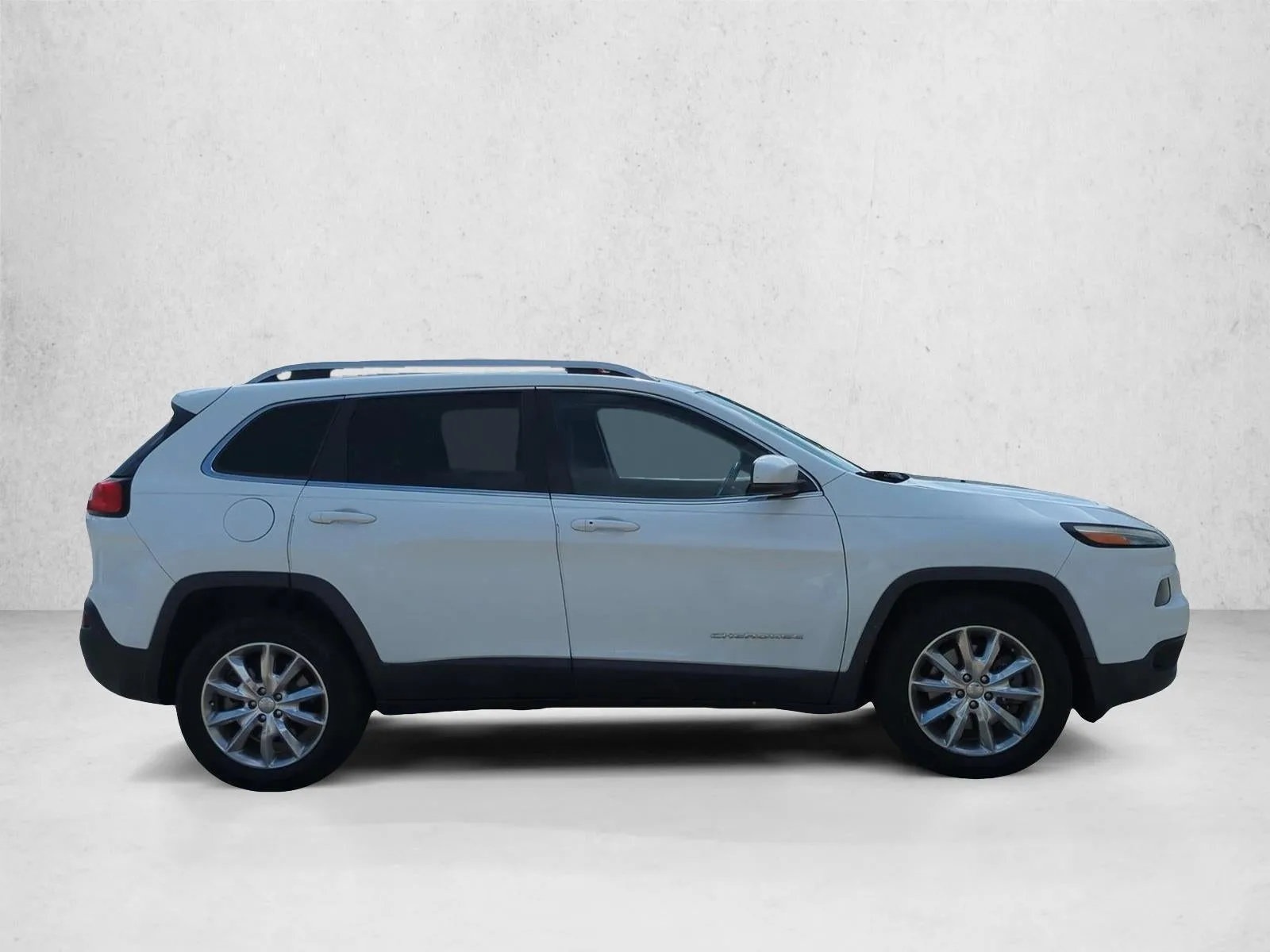 2015 Jeep Cherokee 4WD 4dr Limited photo 4
